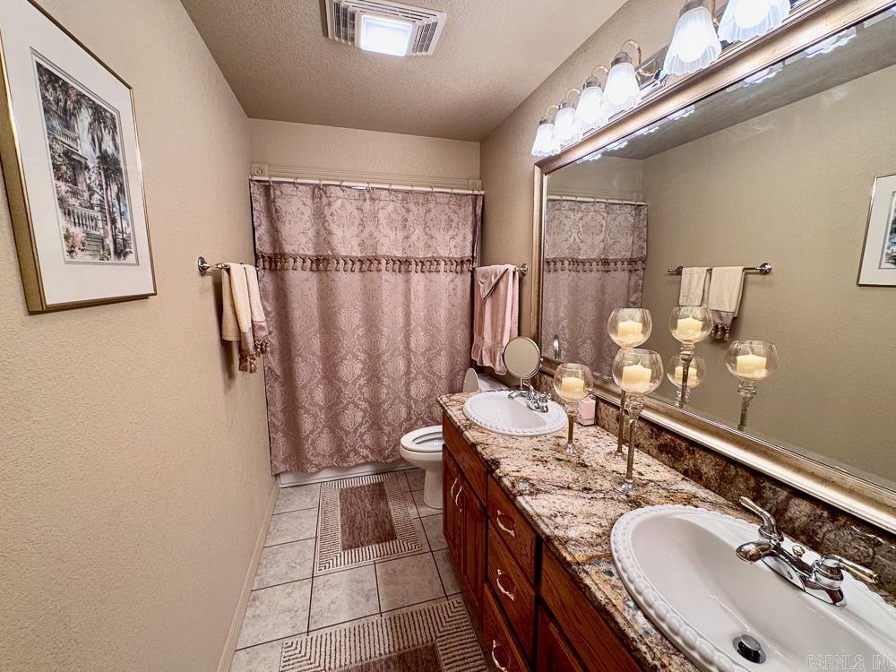135 Wilshire Drive Property Photo 20