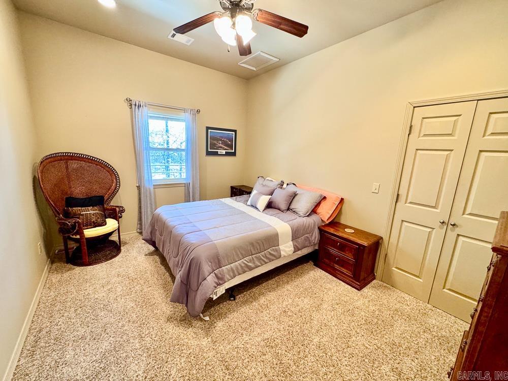 135 Wilshire Drive Property Photo 24