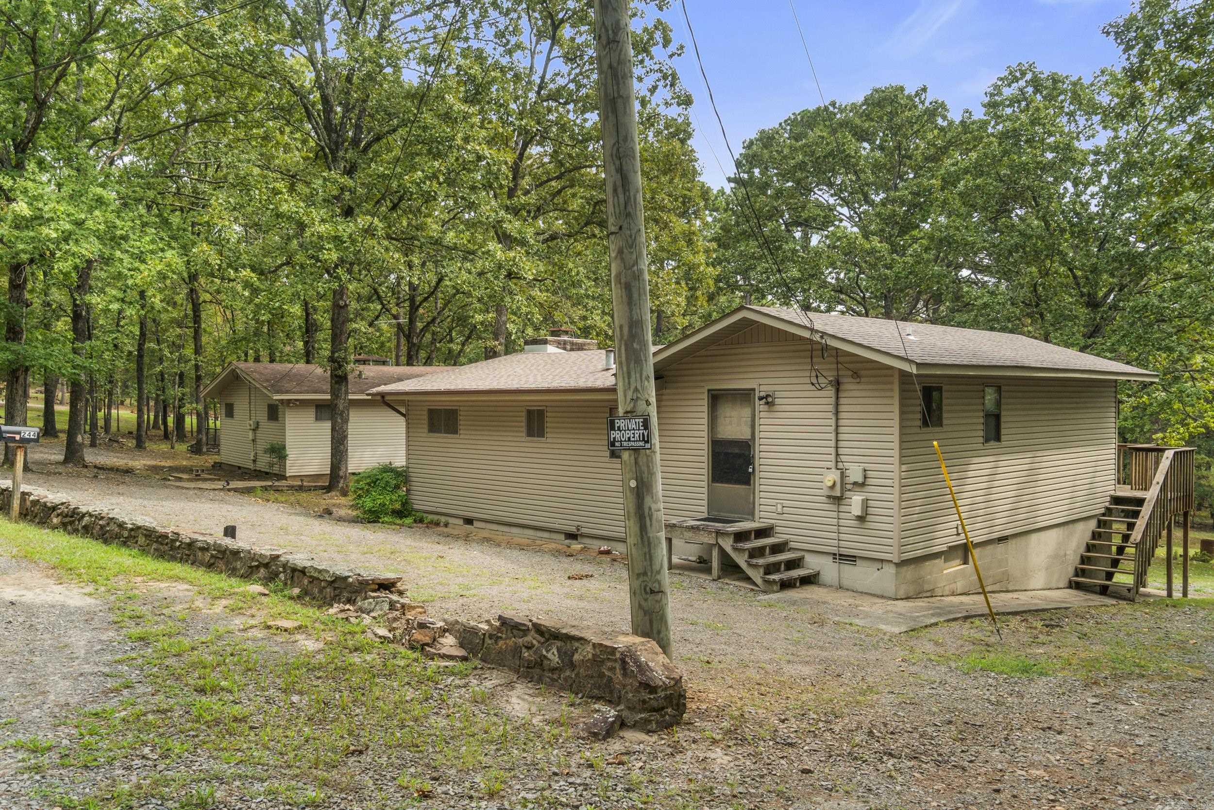 244 & 250 Wanda Lane Property Photo 4