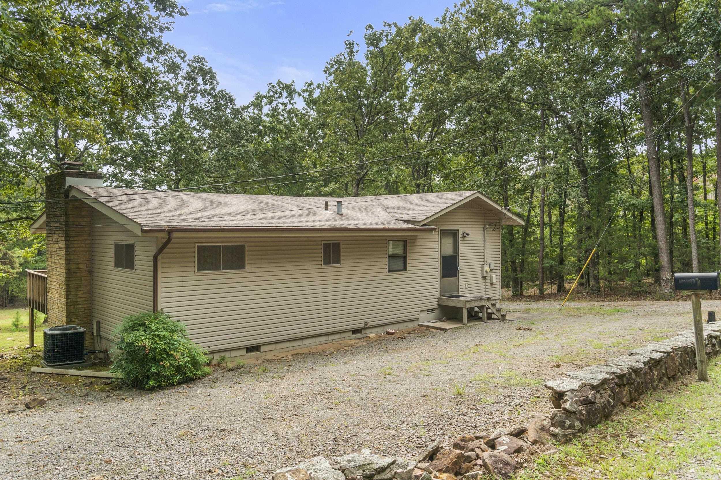 244 & 250 Wanda Lane Property Photo 5