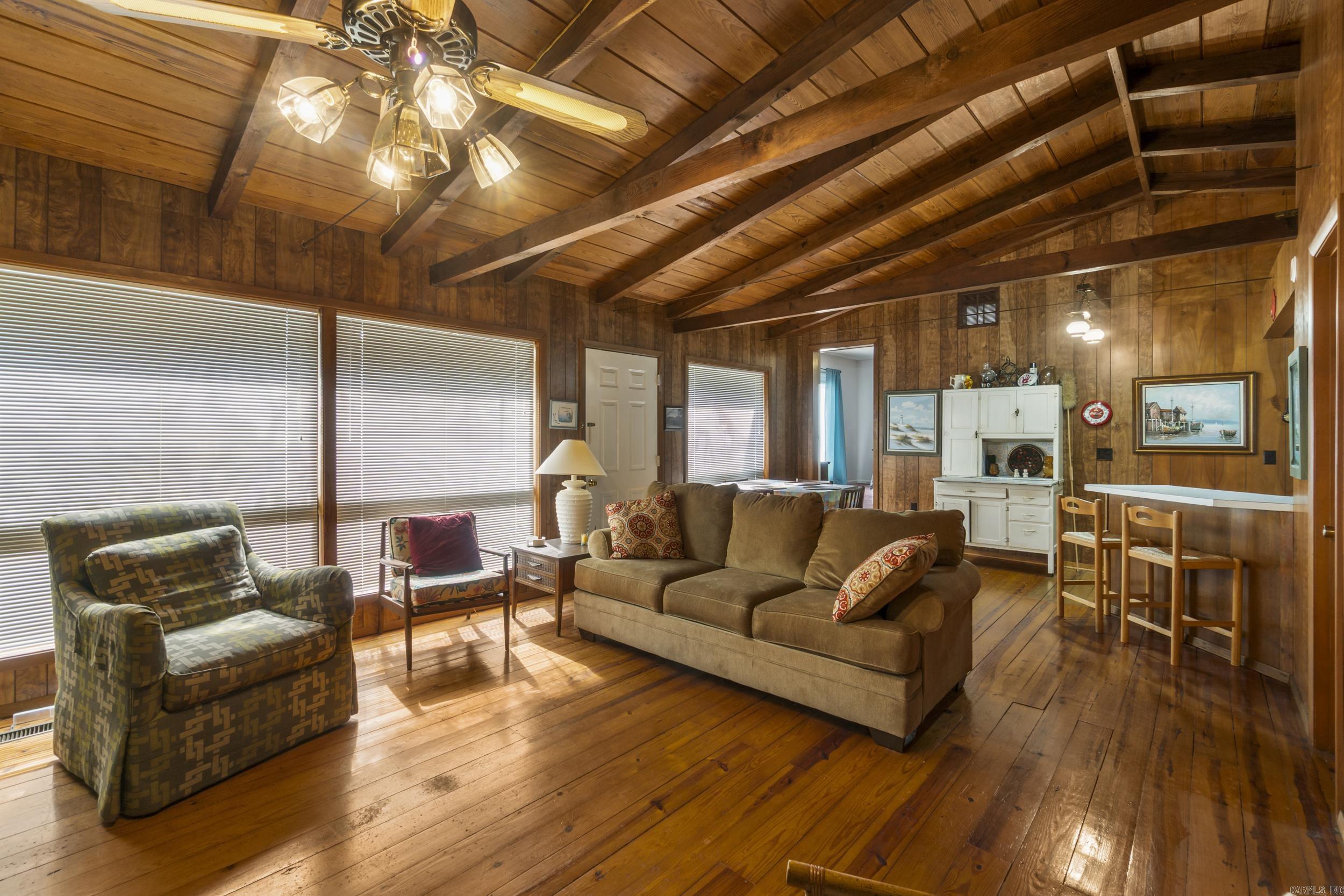 244 & 250 Wanda Lane Property Photo 15
