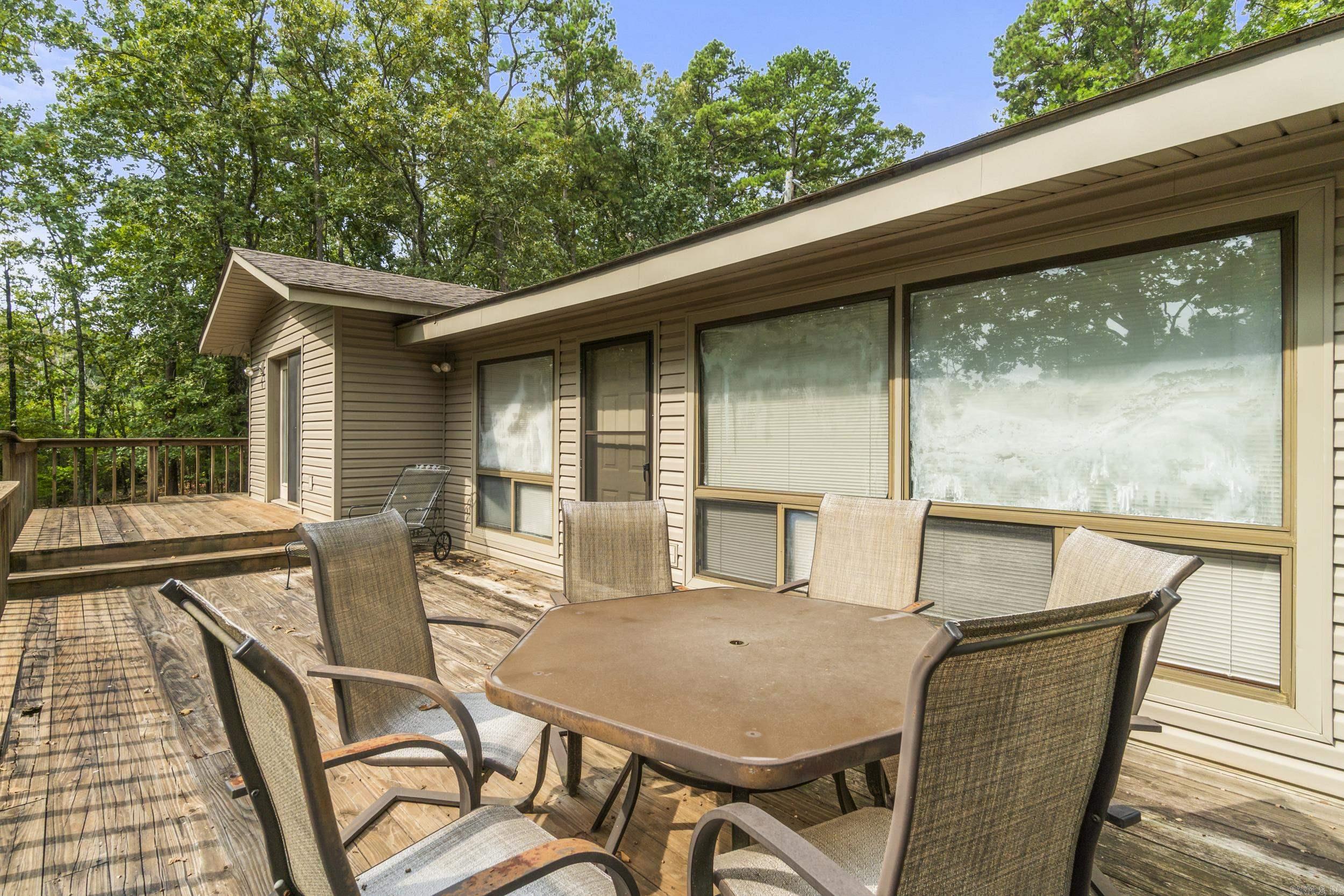244 & 250 Wanda Lane Property Photo 24
