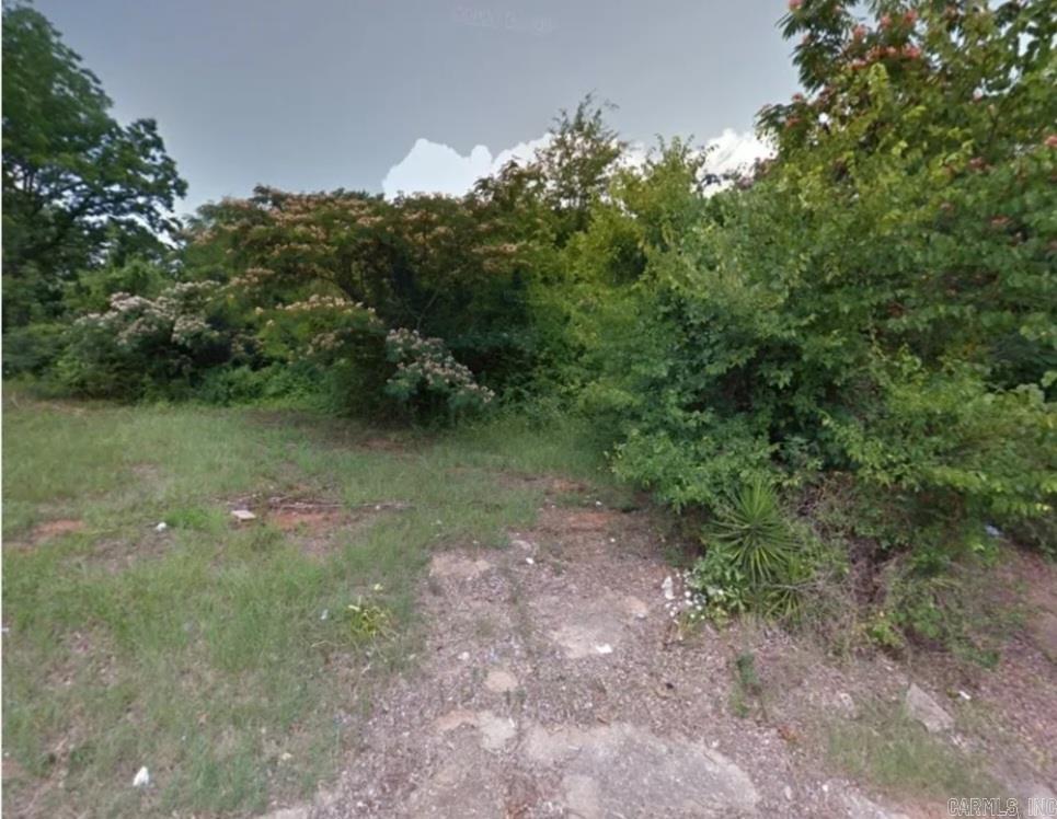 618 SE Secession Avenue Property Photo 1