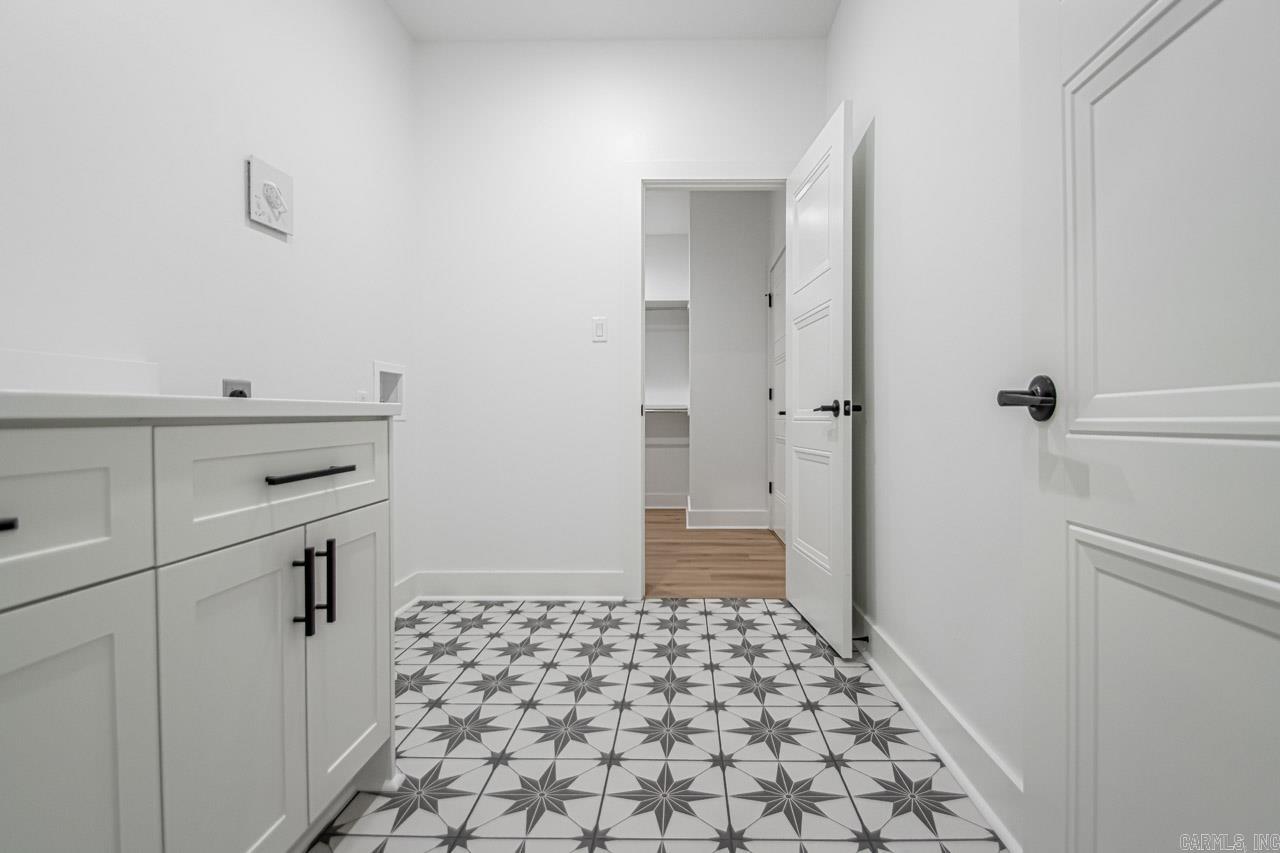 100 Shepherd Loop Drive Property Photo 18