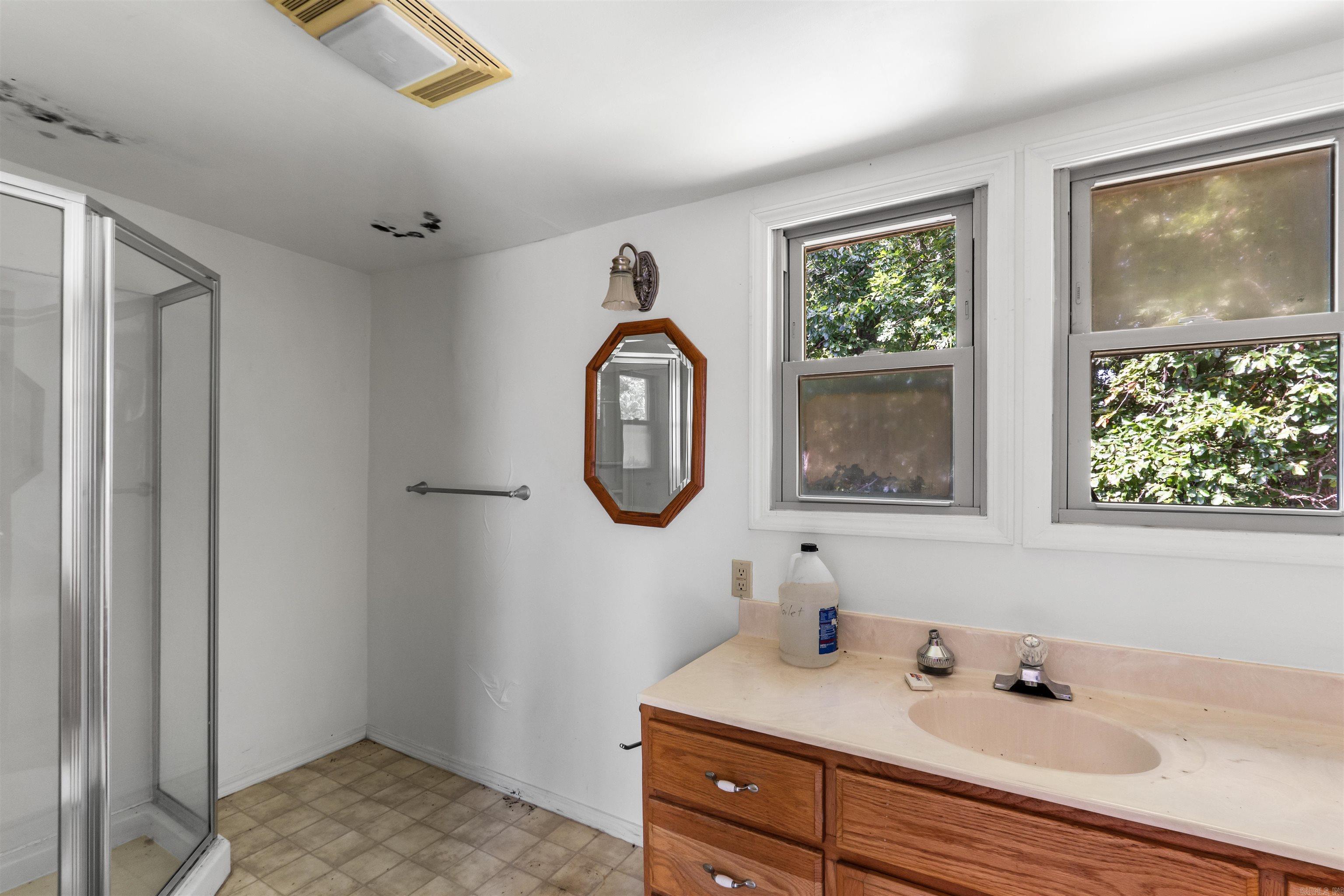 1444 Forest Home Ln Property Photo 11
