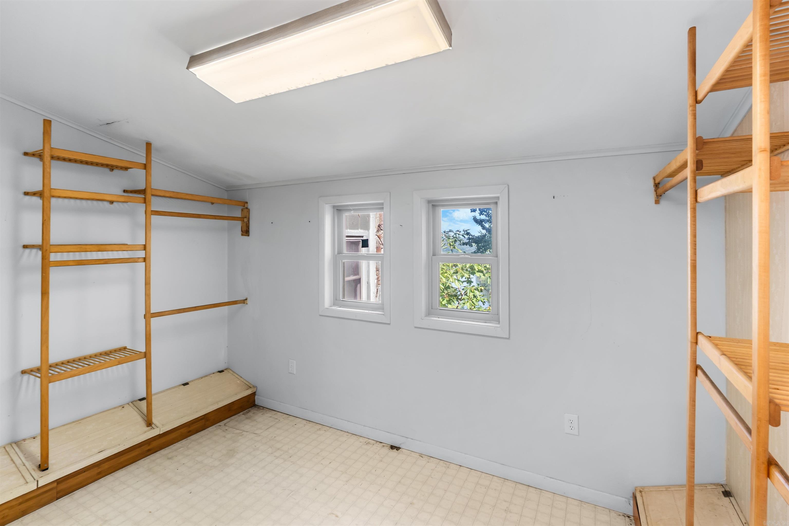 1444 Forest Home Ln Property Photo 13