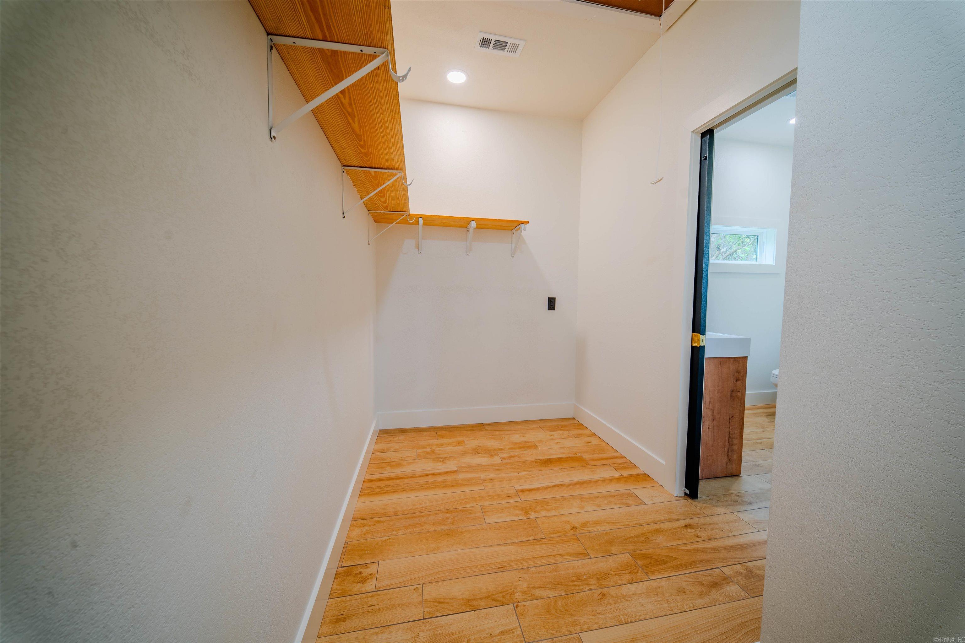 475 Hawkins Property Photo 14