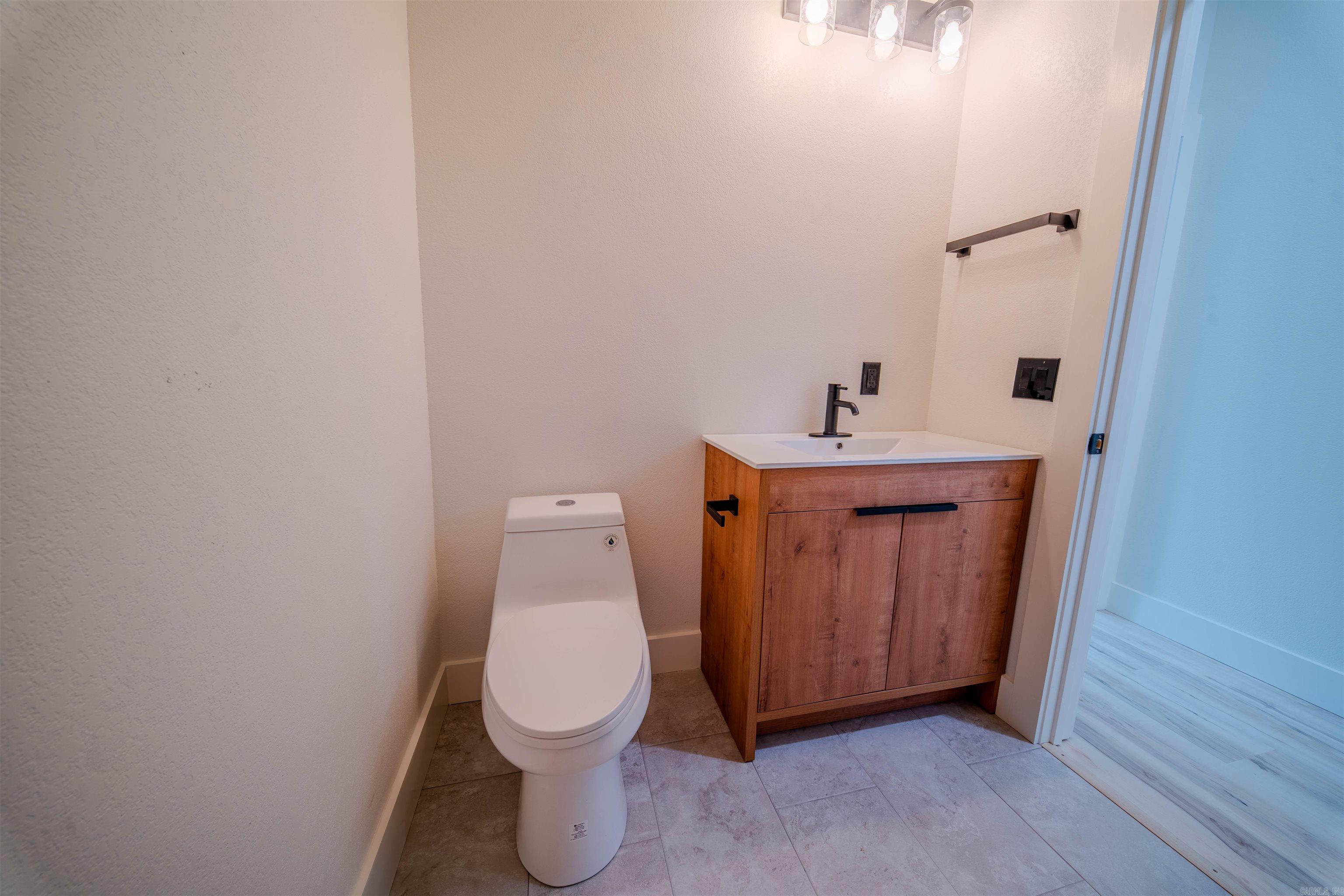 475 Hawkins Property Photo 18