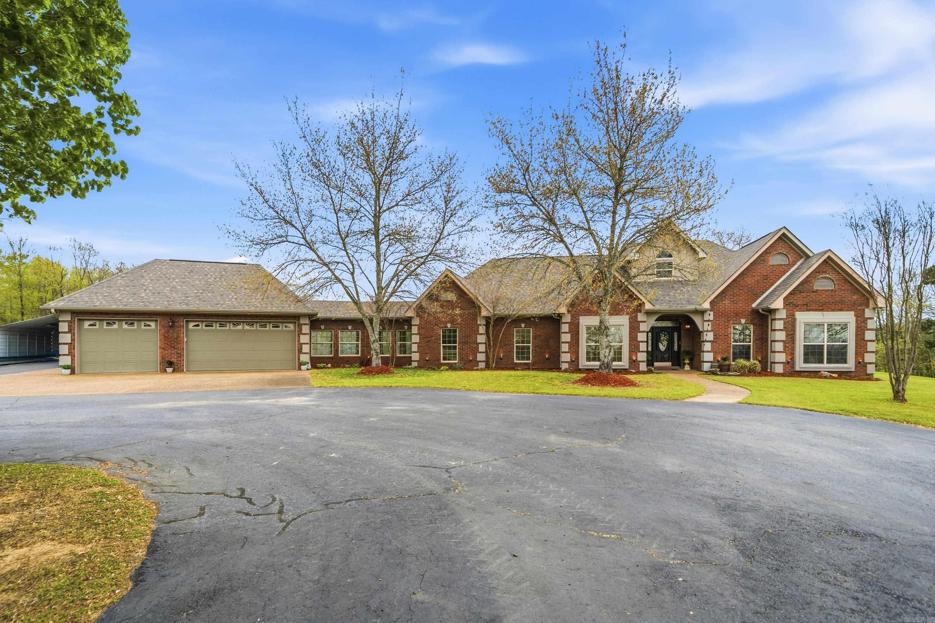 134 Bratton Property Photo 1