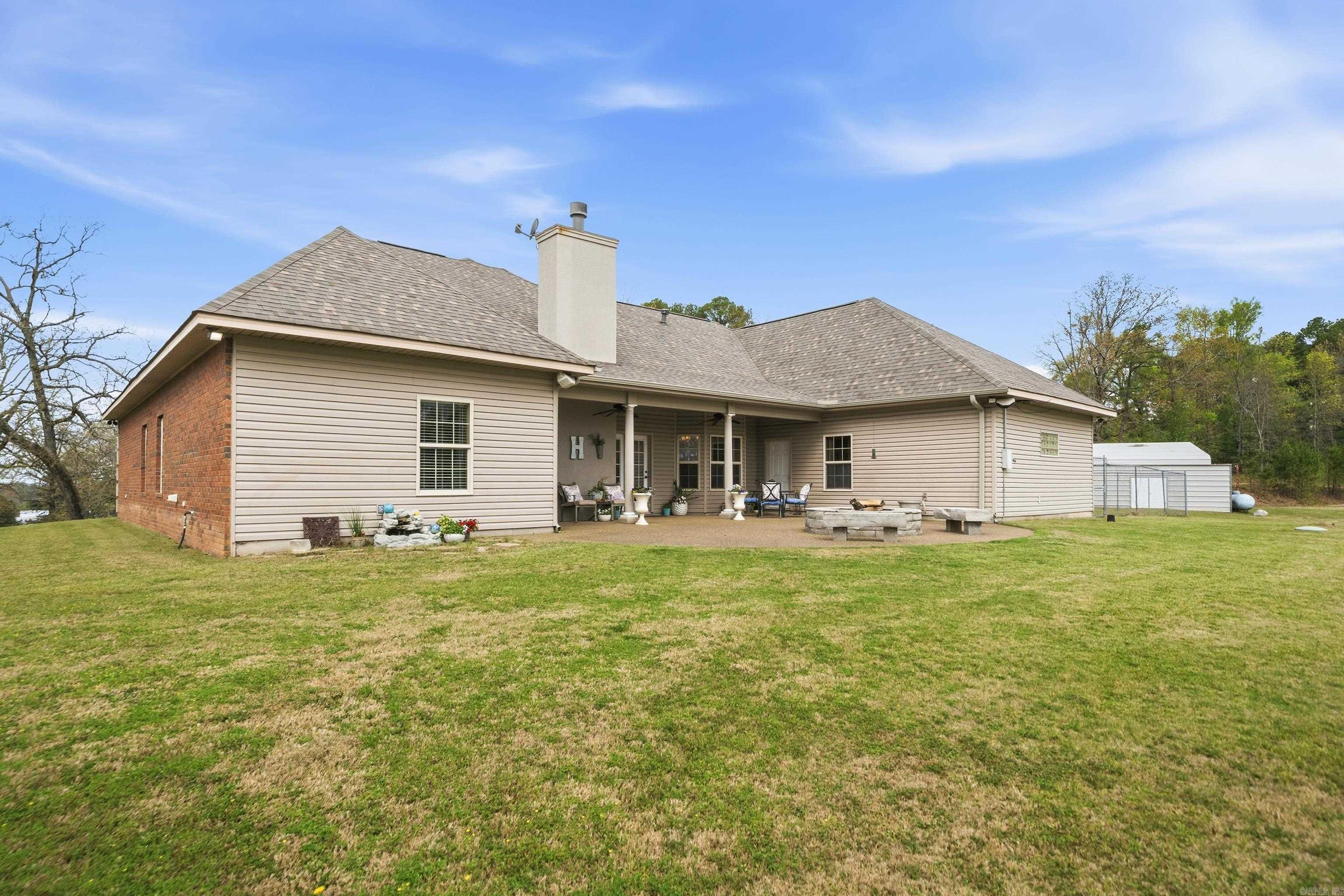 134 Bratton Property Photo 44