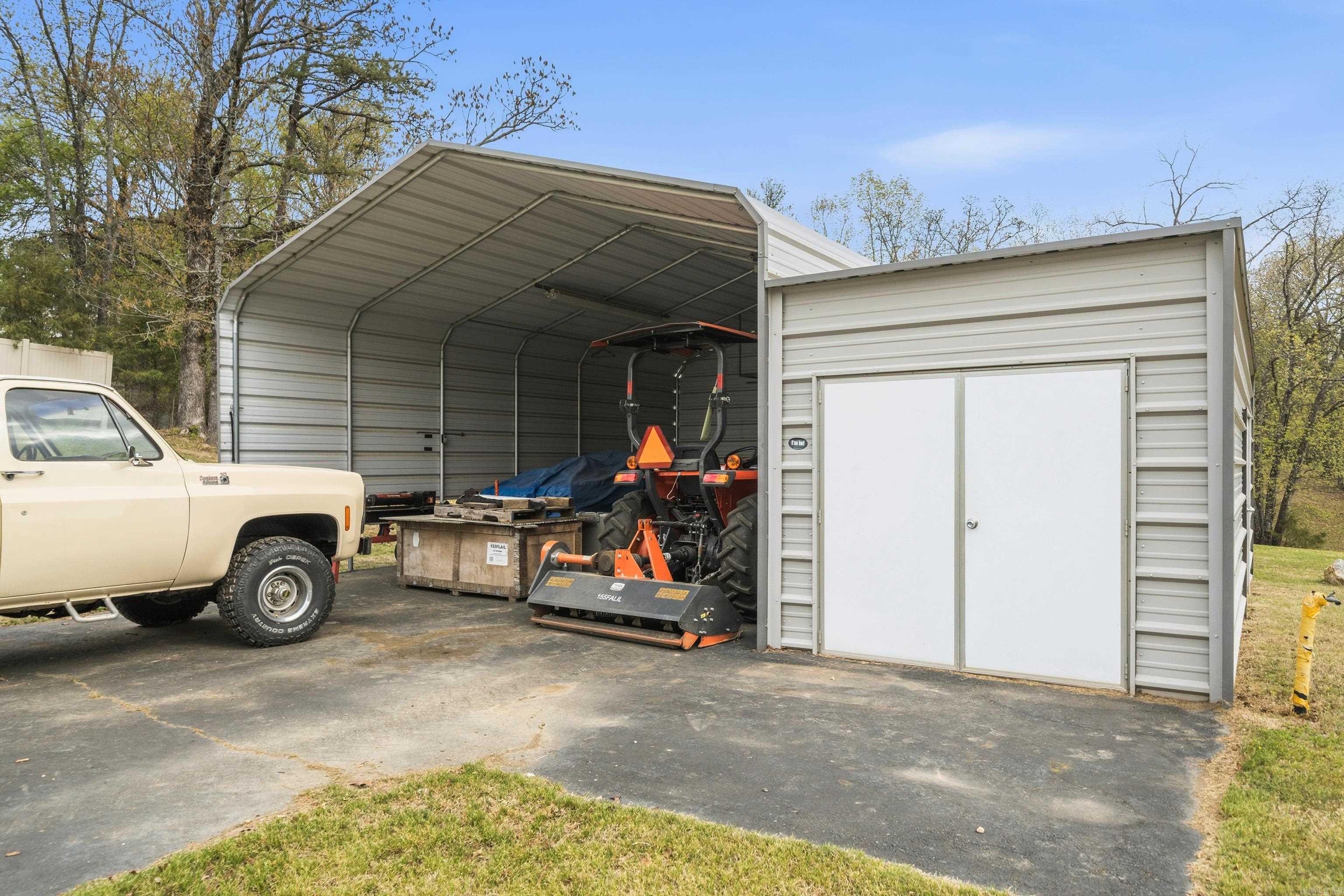 134 Bratton Property Photo 45