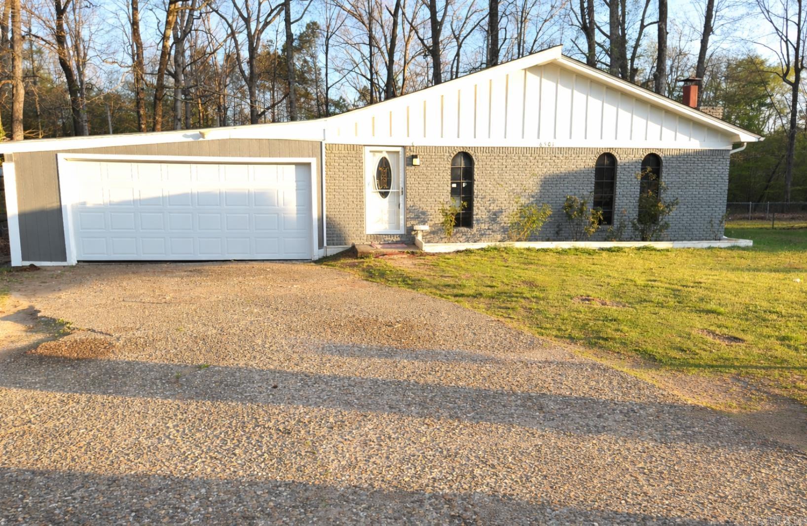 6501 ONYX Drive Property Photo 1