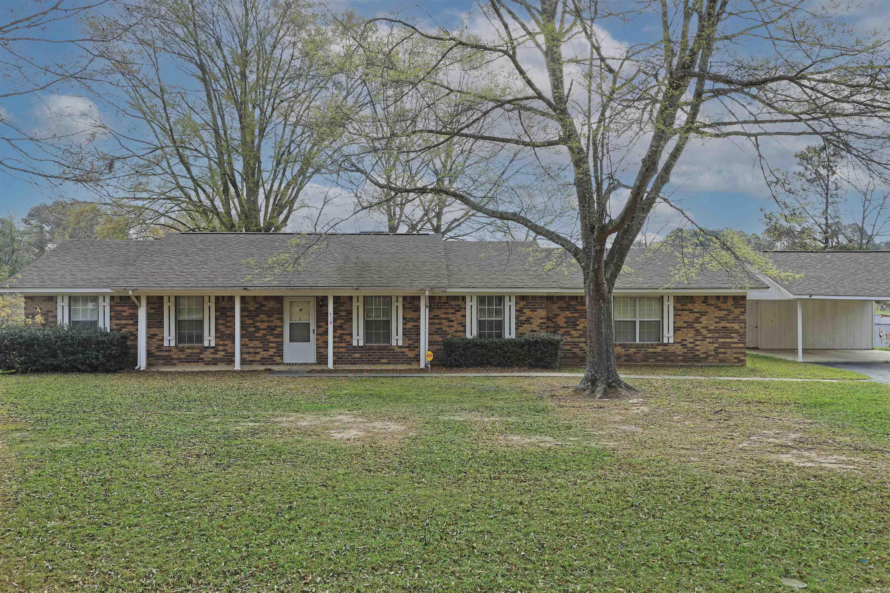 719 S Evans Property Photo 2