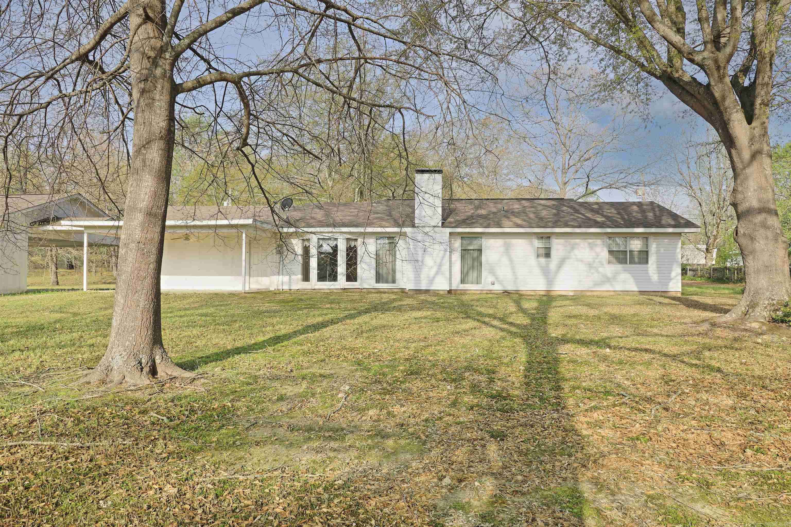 719 S Evans Property Photo 4