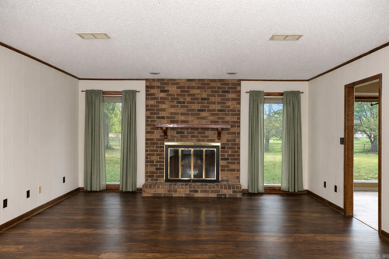 719 S Evans Property Photo 11