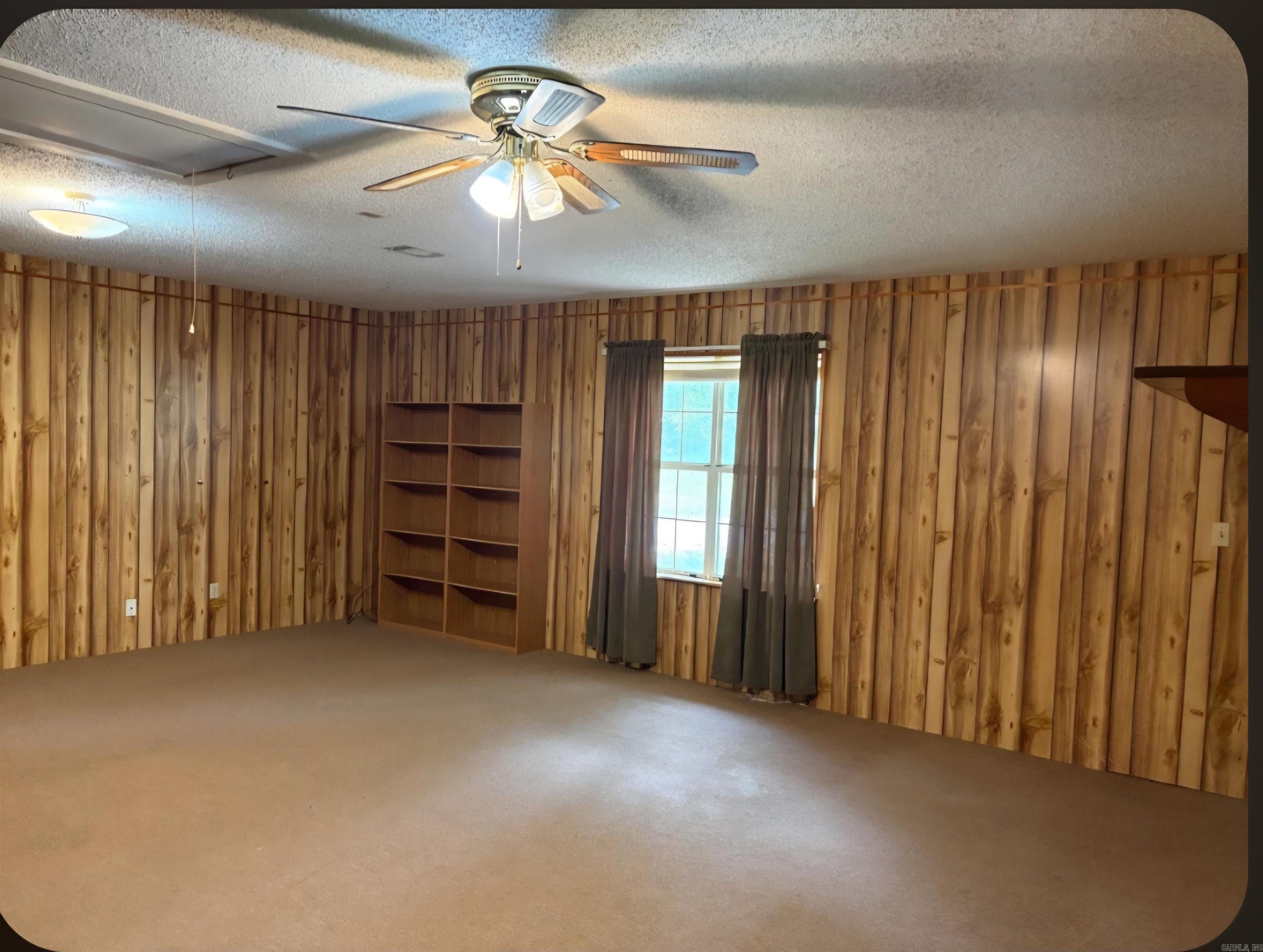 719 S Evans Property Photo 21
