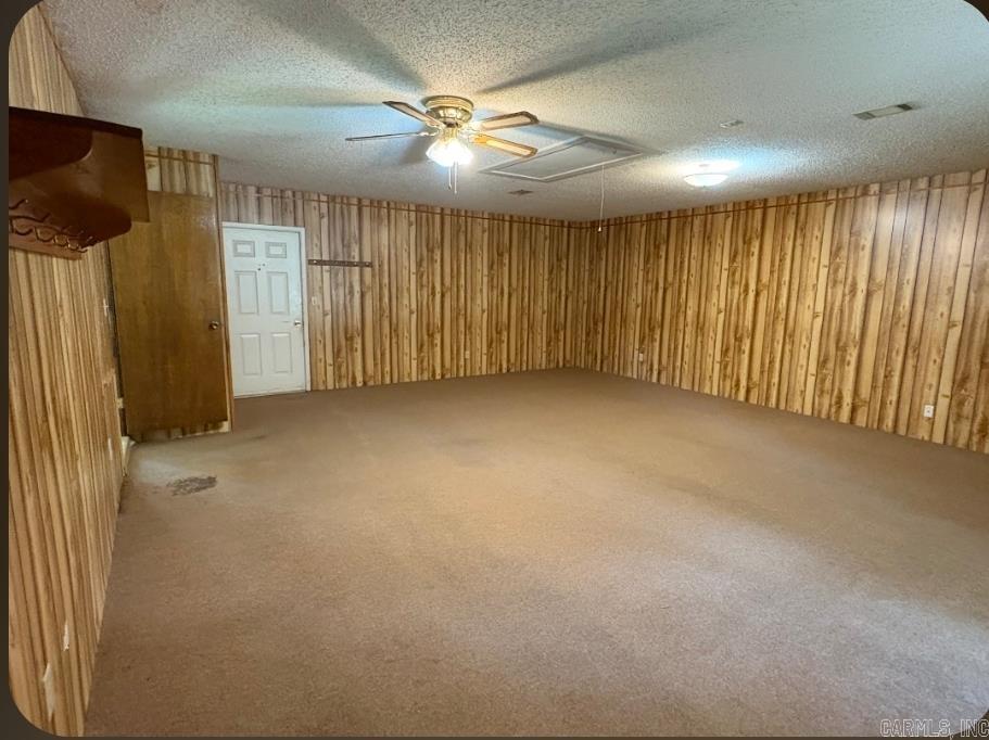 719 S Evans Property Photo 22