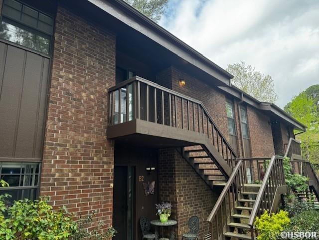 2325 Lakeshore Drive B4 Property Photo 1