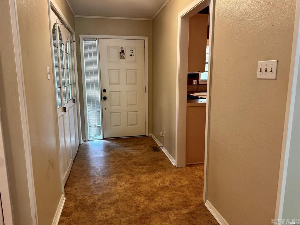 2325 Lakeshore Drive B4 Property Photo 5