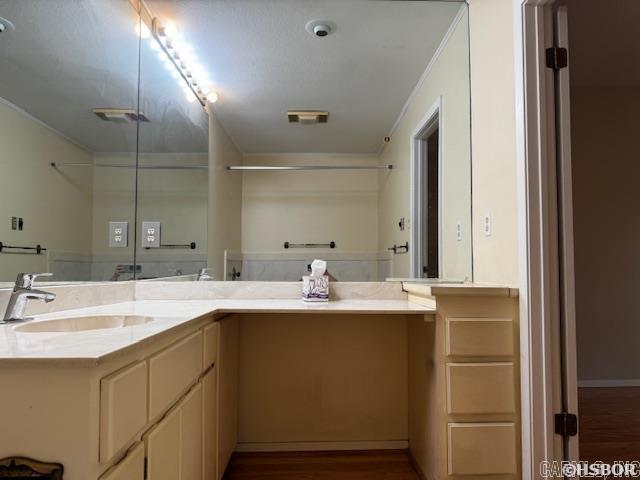 2325 Lakeshore Drive B4 Property Photo 25