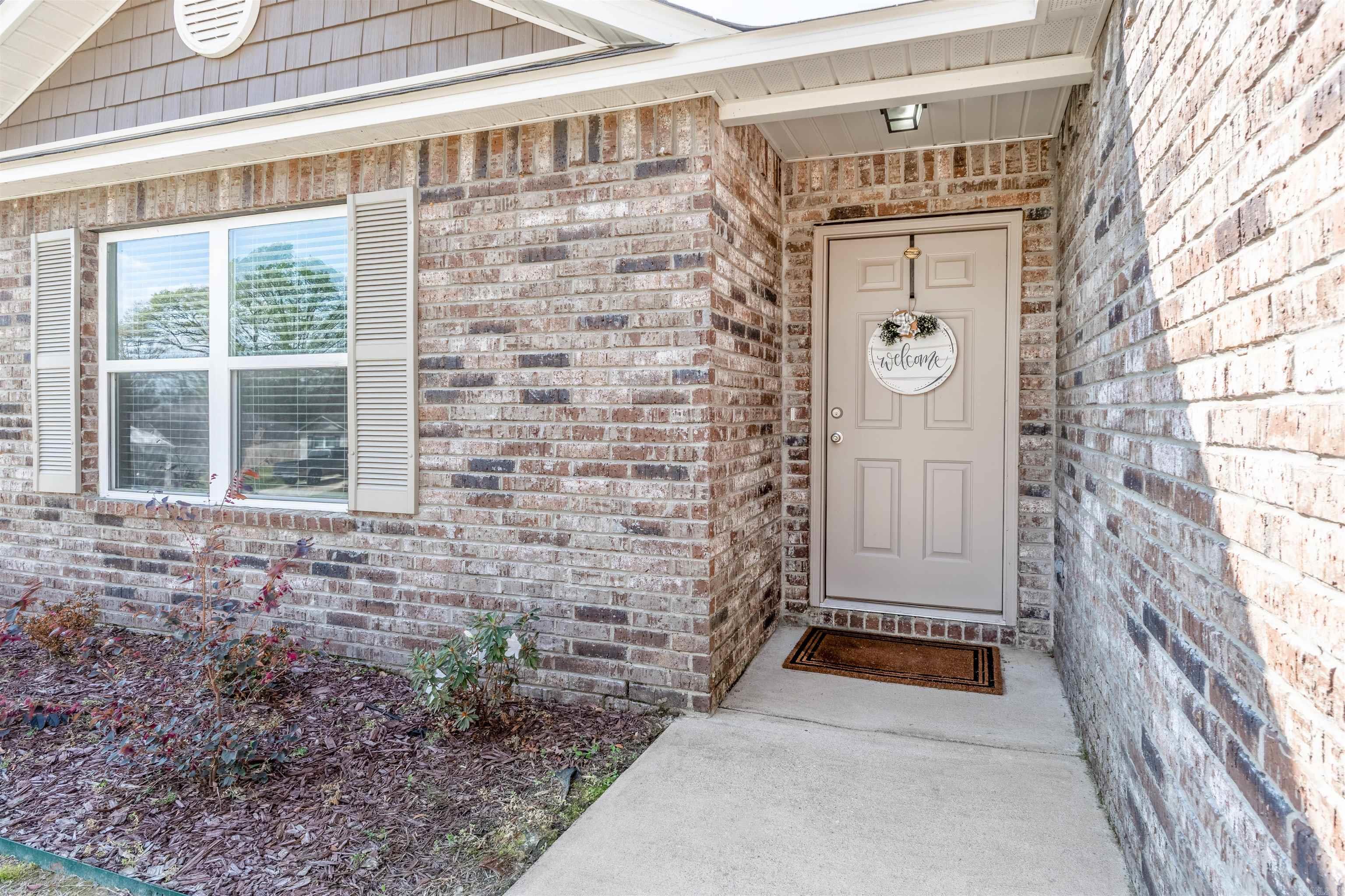 20 Erwin Drive Property Photo 2