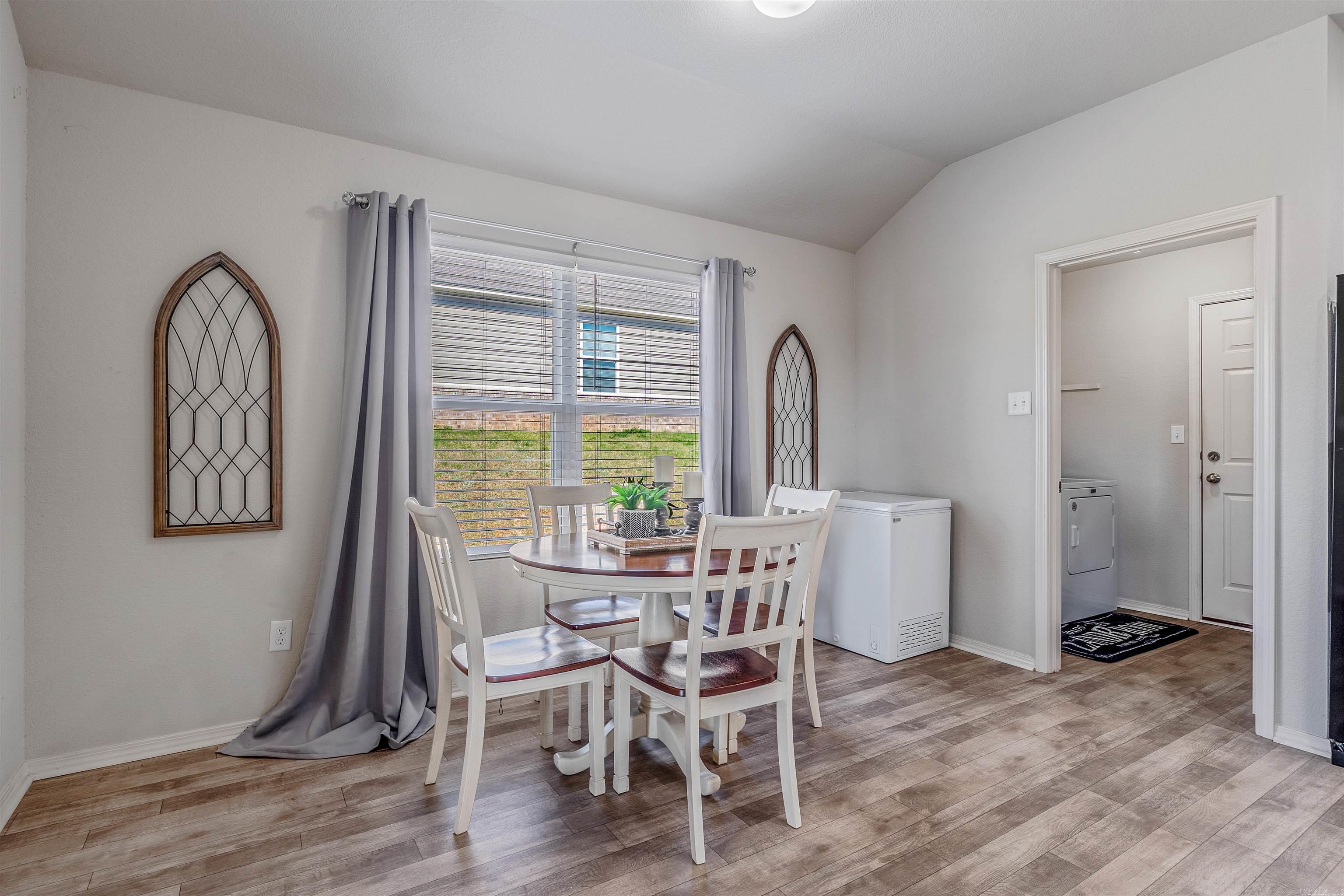 20 Erwin Drive Property Photo 9
