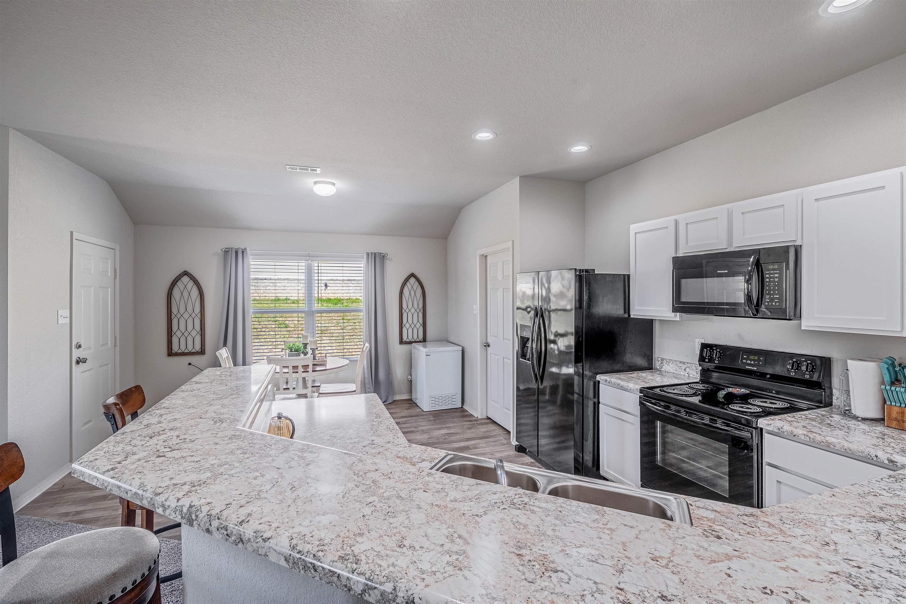 20 Erwin Drive Property Photo 17