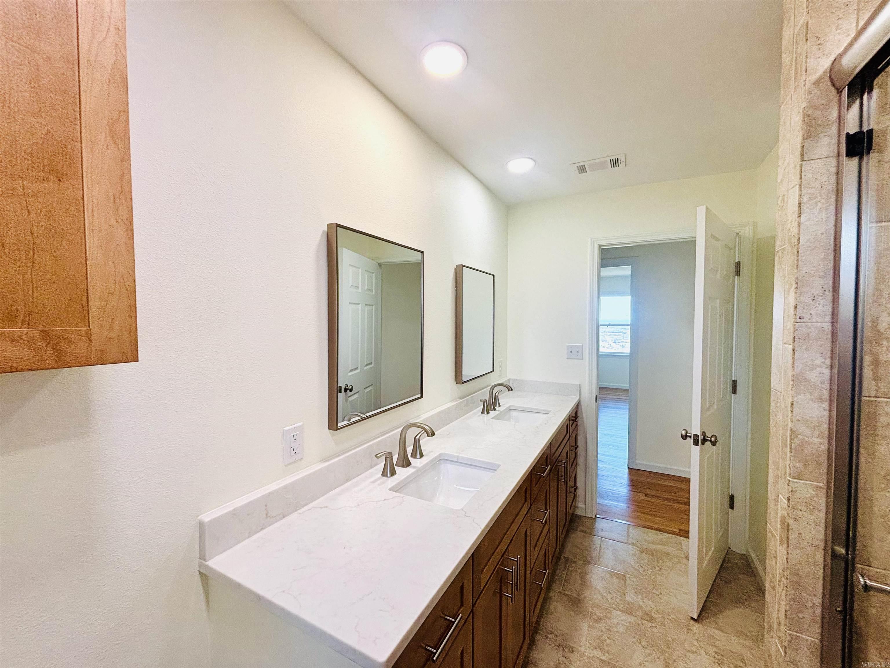 233 South Mountain Road Property Photo 40