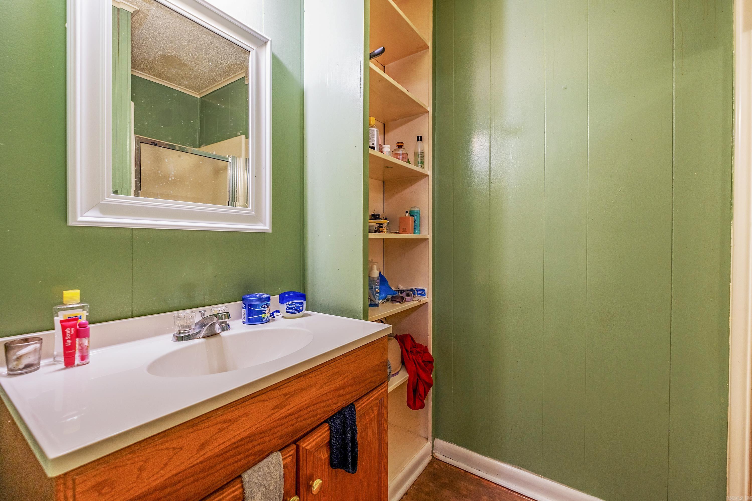 405 Healy Street Property Photo 11
