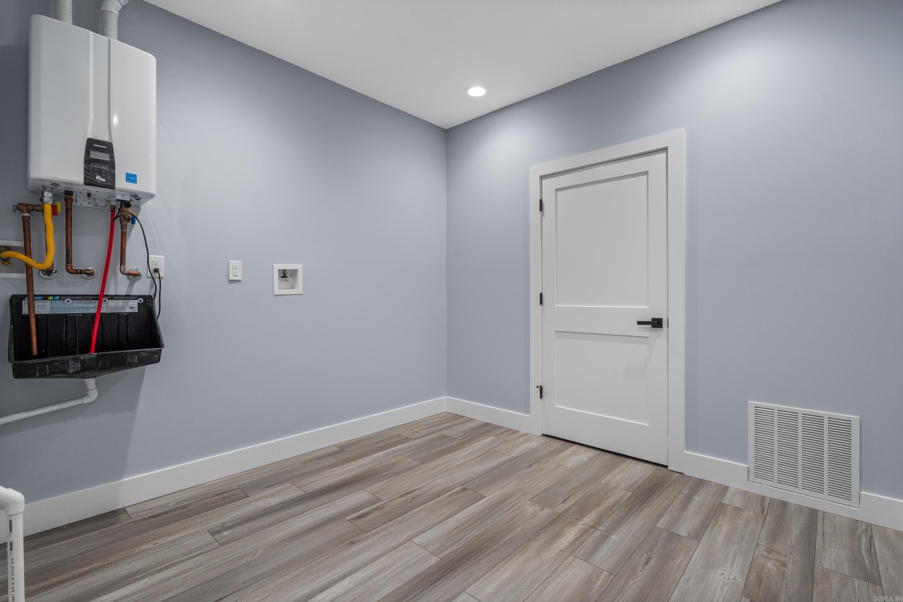106 Hunterscove Place Property Photo 17