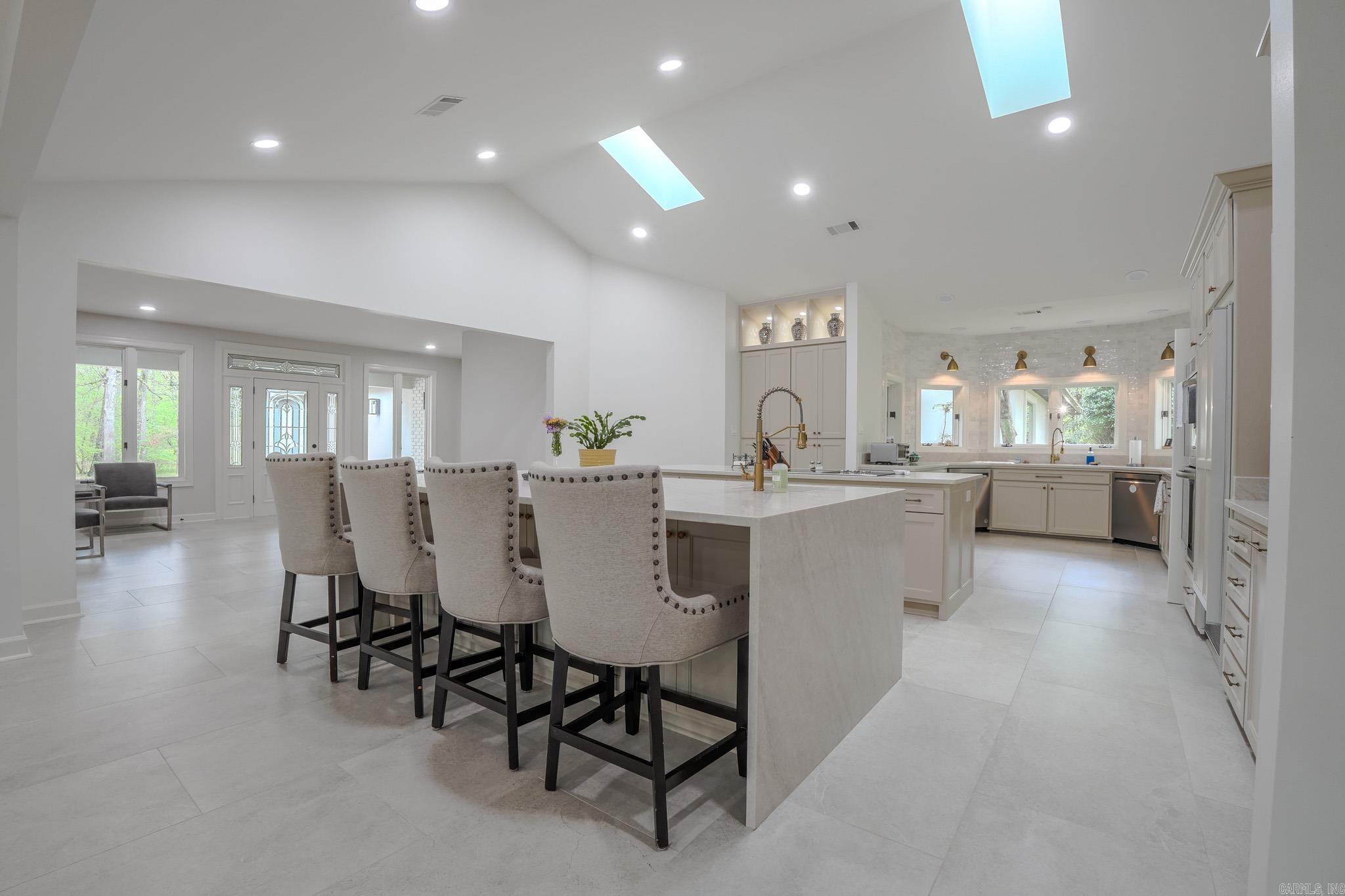 28721 Kanis Road Property Photo 10