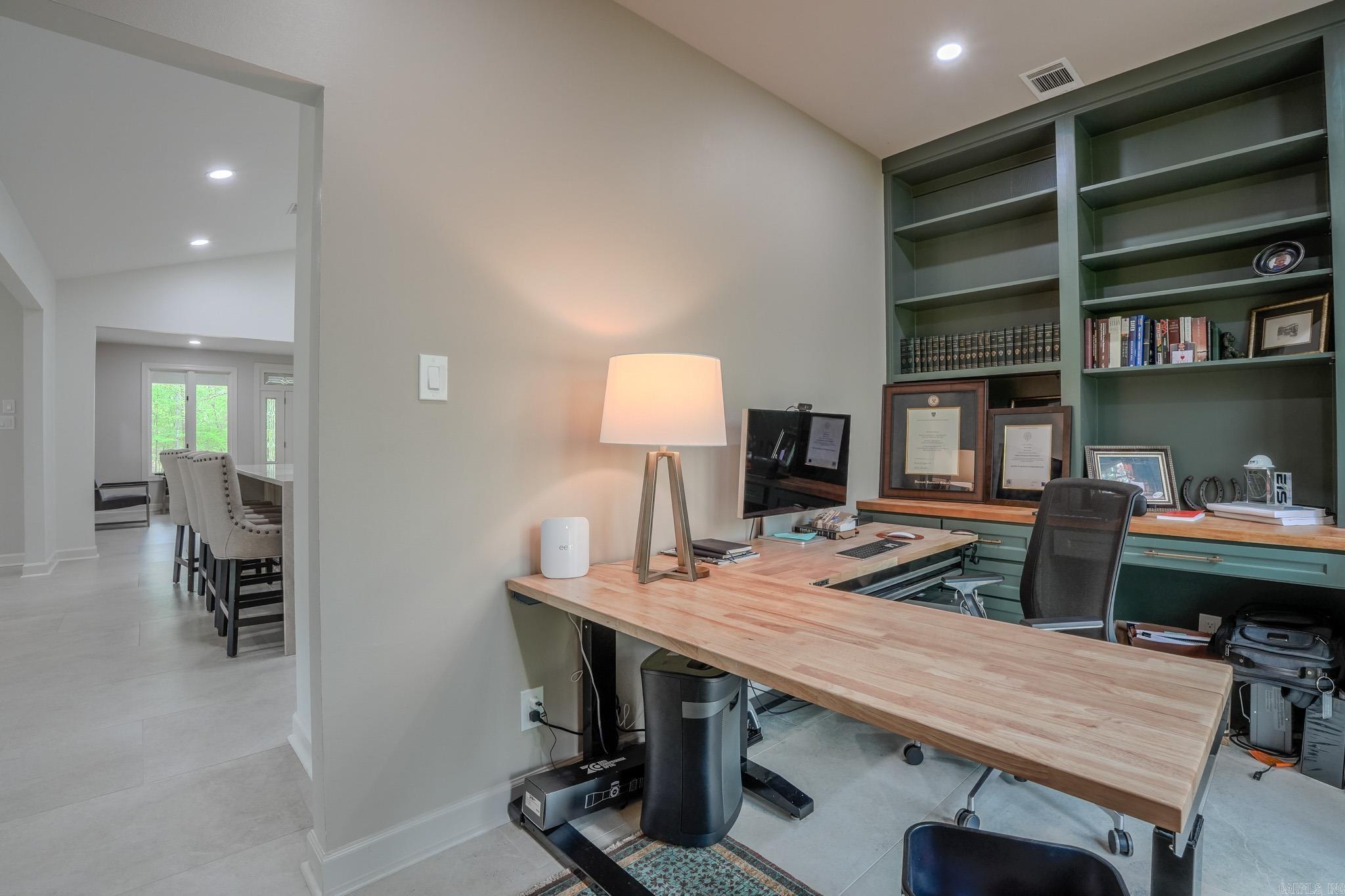 28721 Kanis Road Property Photo 12