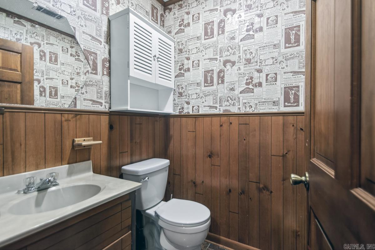 422 Marion Street Property Photo 11