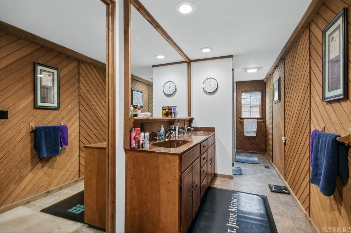 422 Marion Street Property Photo 17