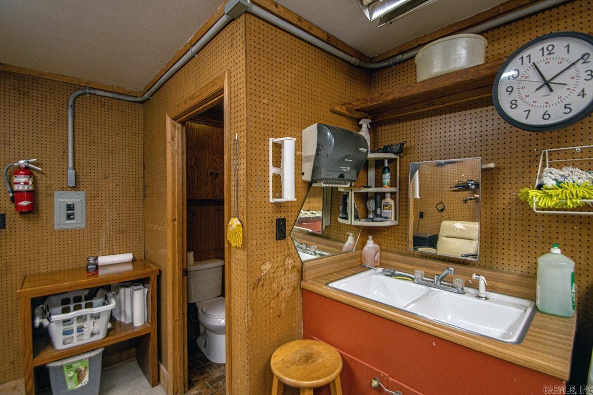 422 Marion Street Property Photo 27