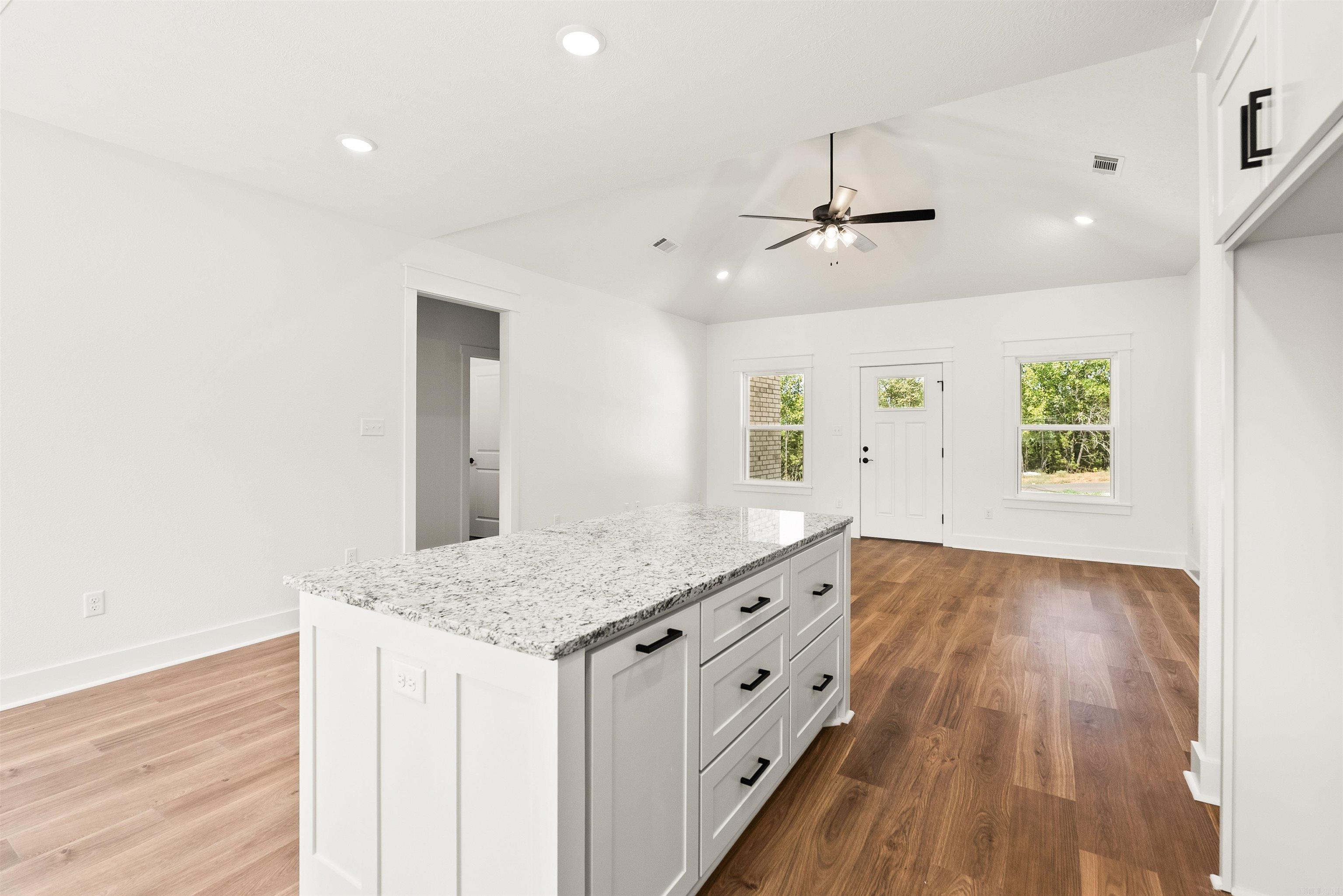 19 Summer Tyme Drive Property Photo 12
