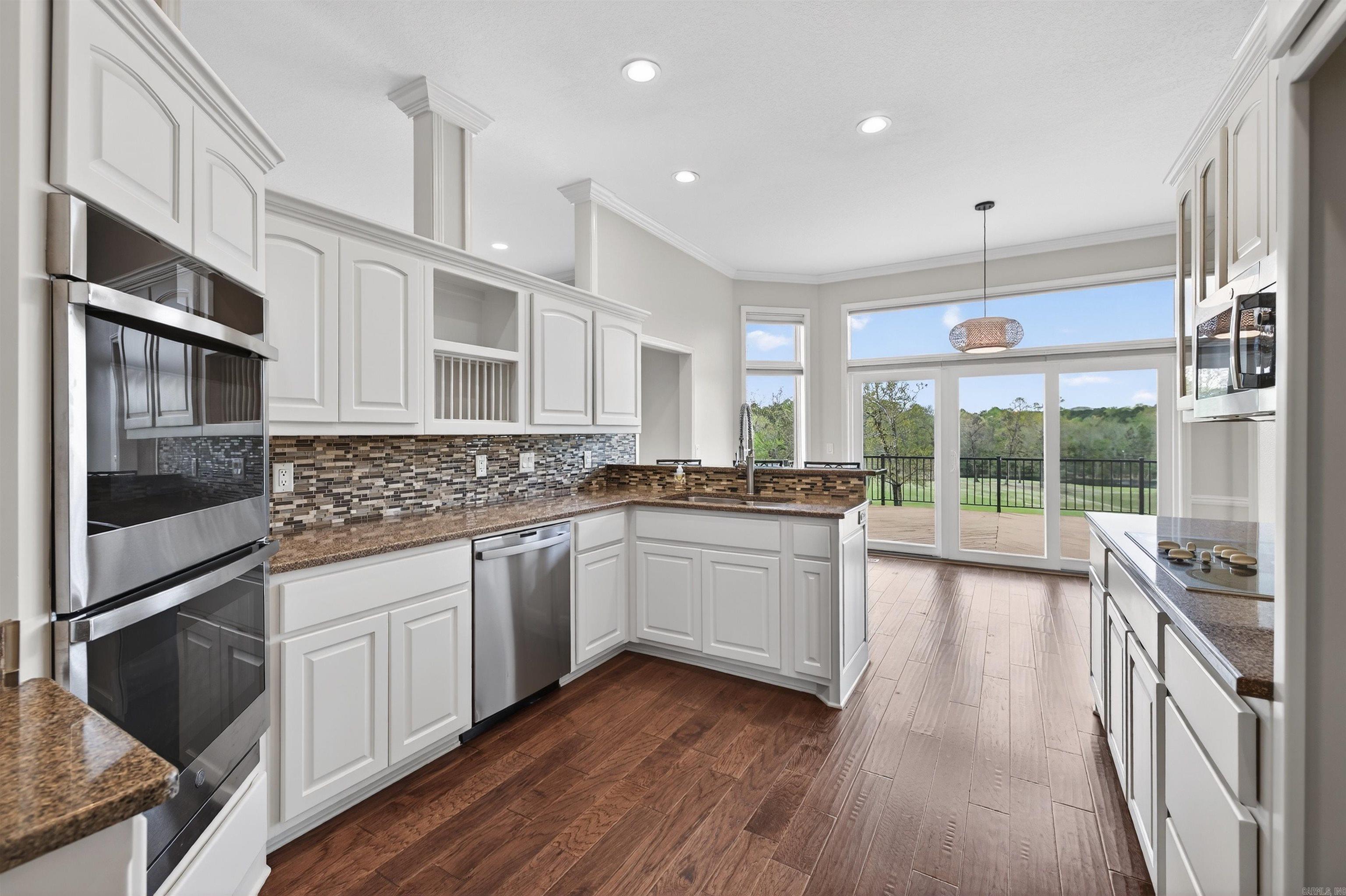 21 Diamante Boulevard Property Photo 10