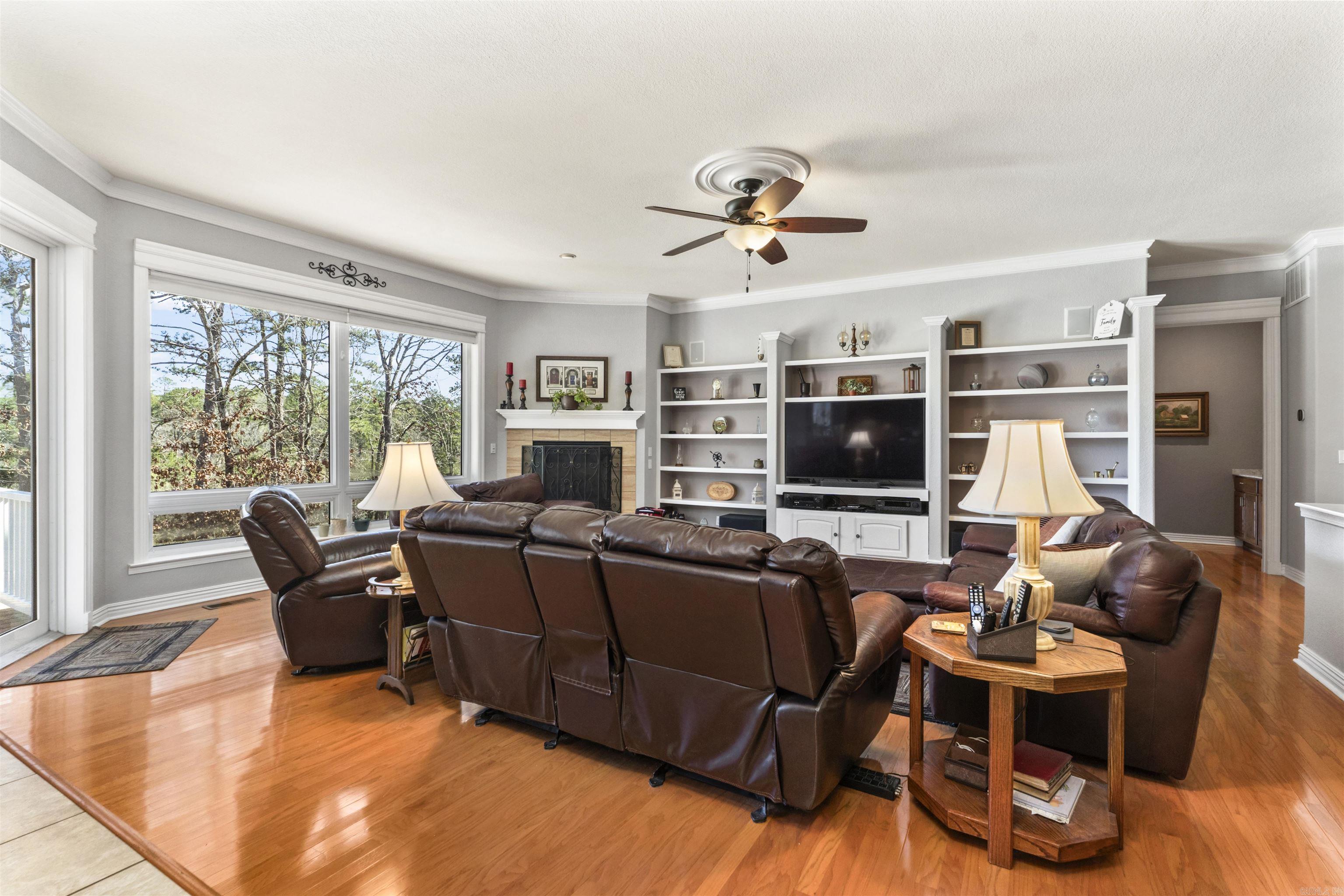 42 Lindura Way Property Photo 6