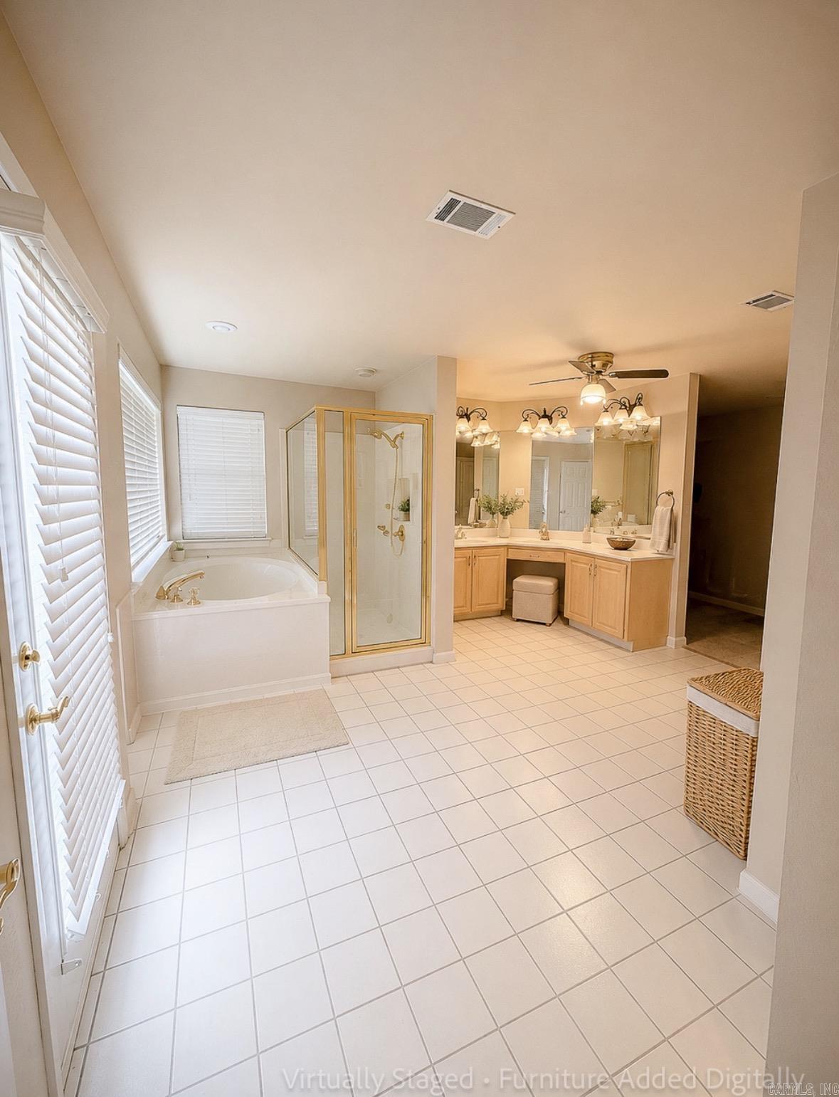 912 Nottingham Court Property Photo 15