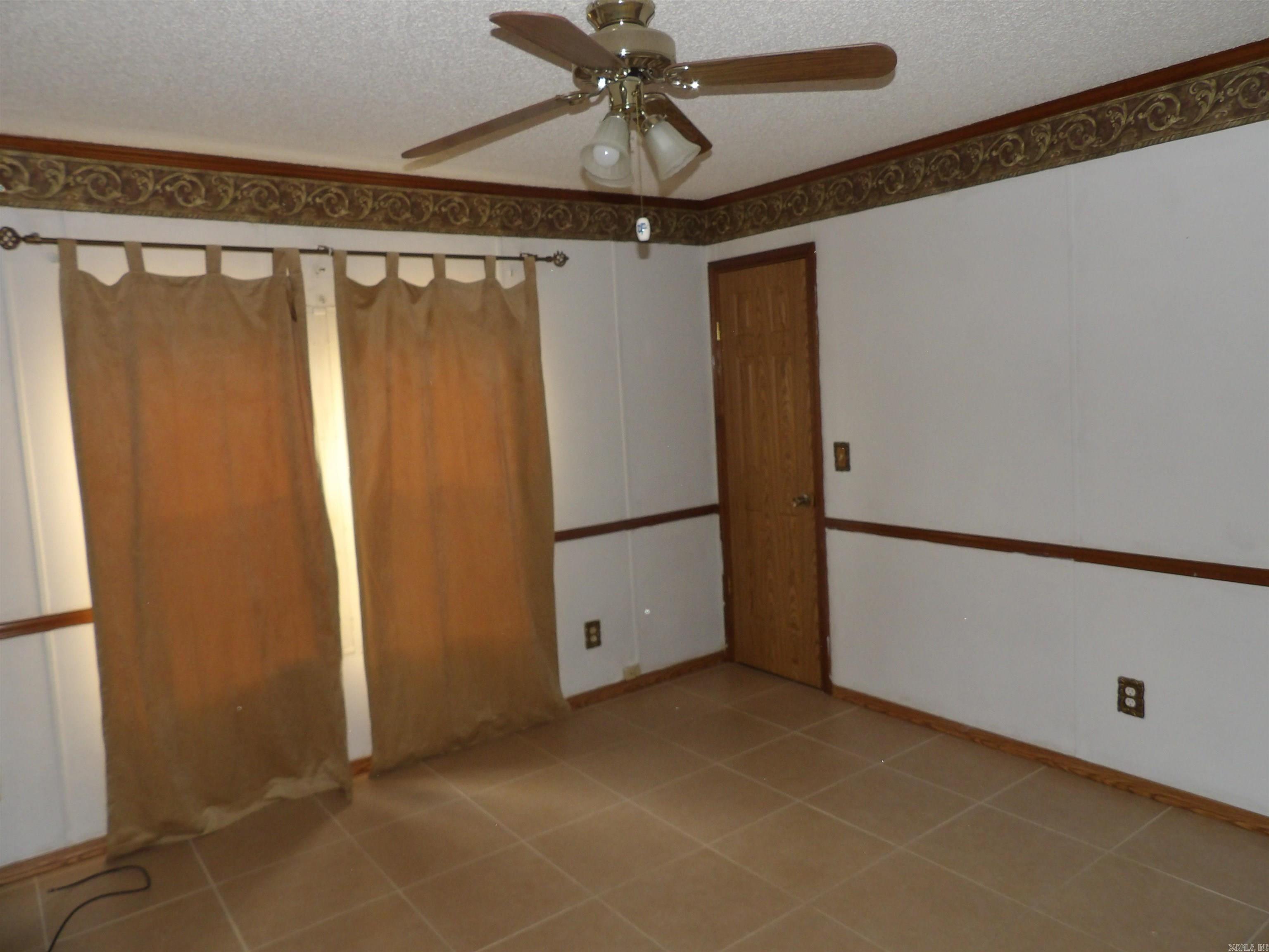 2298 E 35 Highway Property Photo 37