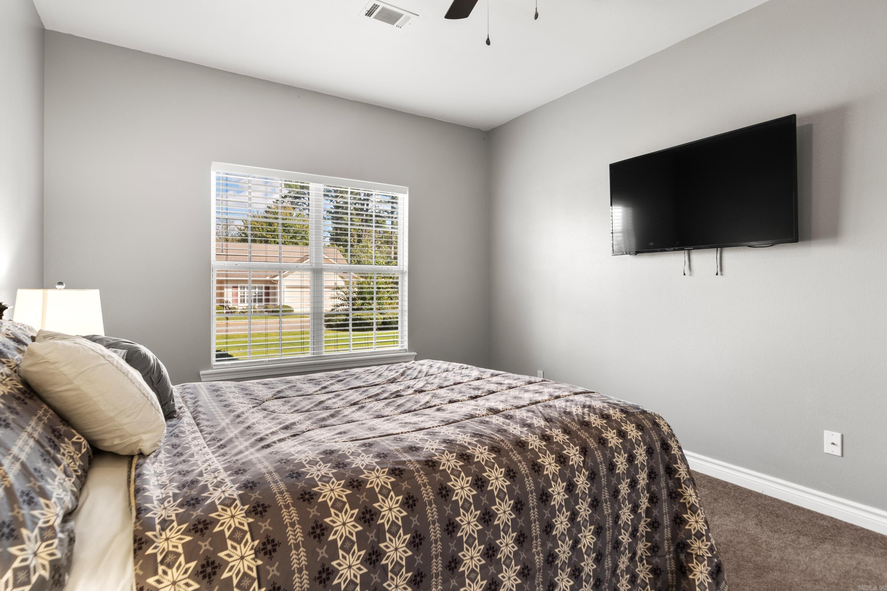 105 Wyatt Cove Property Photo 33