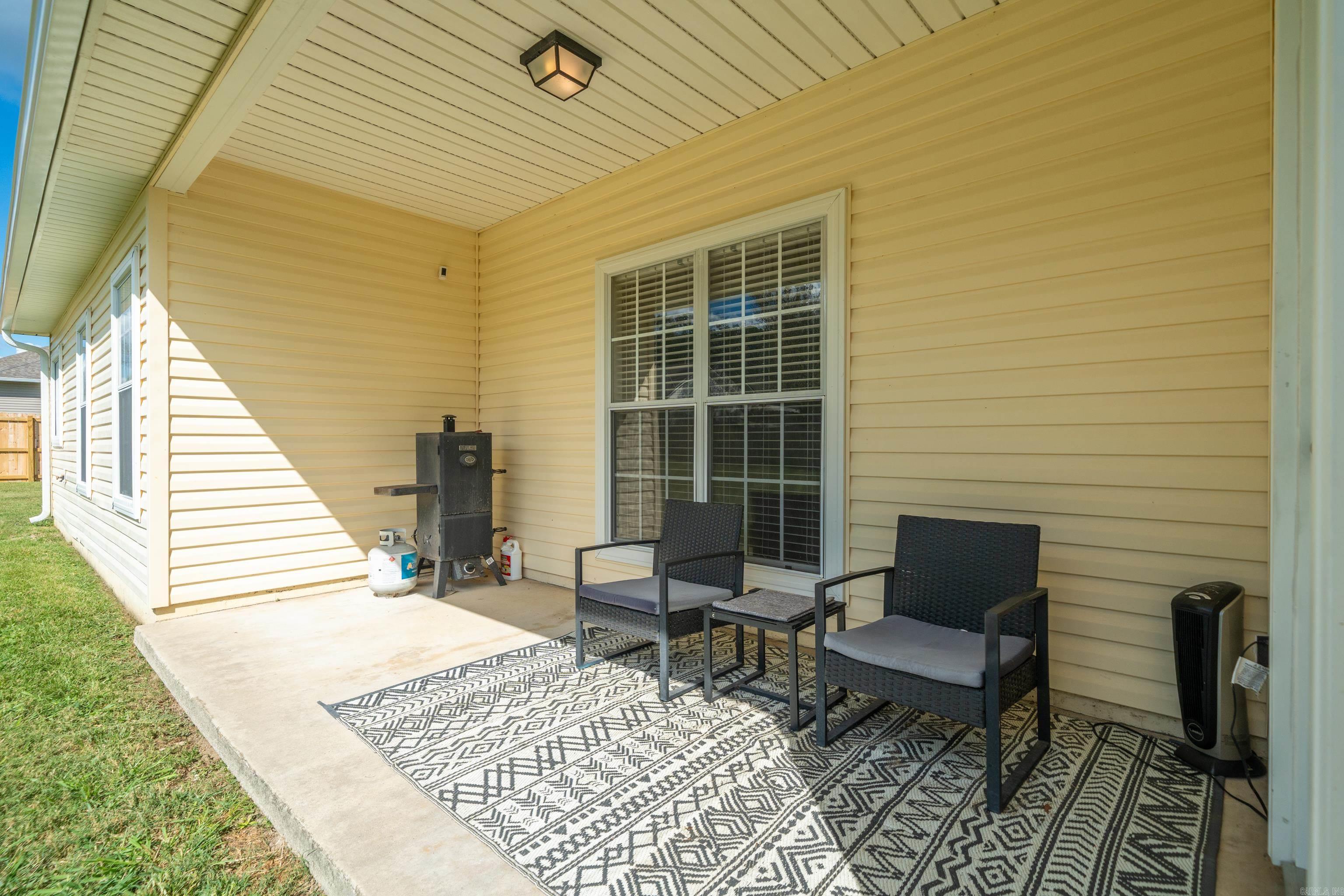 105 Wyatt Cove Property Photo 38