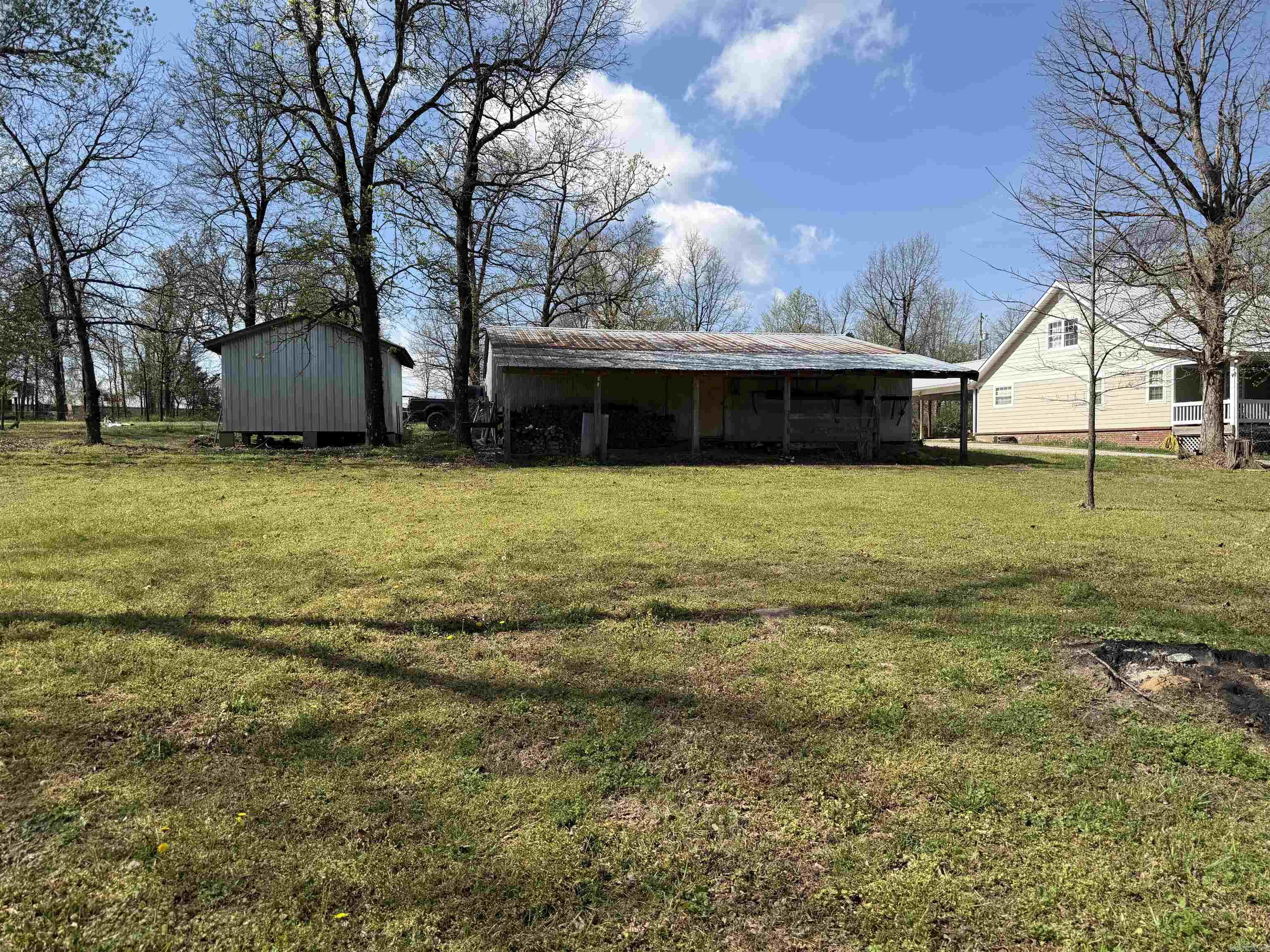 369 County Line Road Property Photo 7