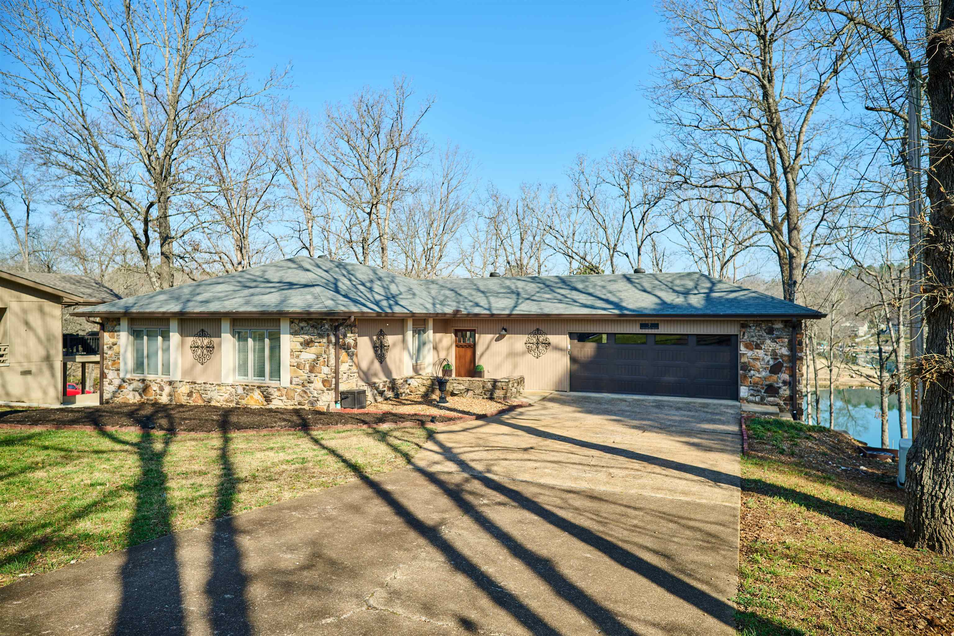 7 Winnebago Trace Property Photo 8