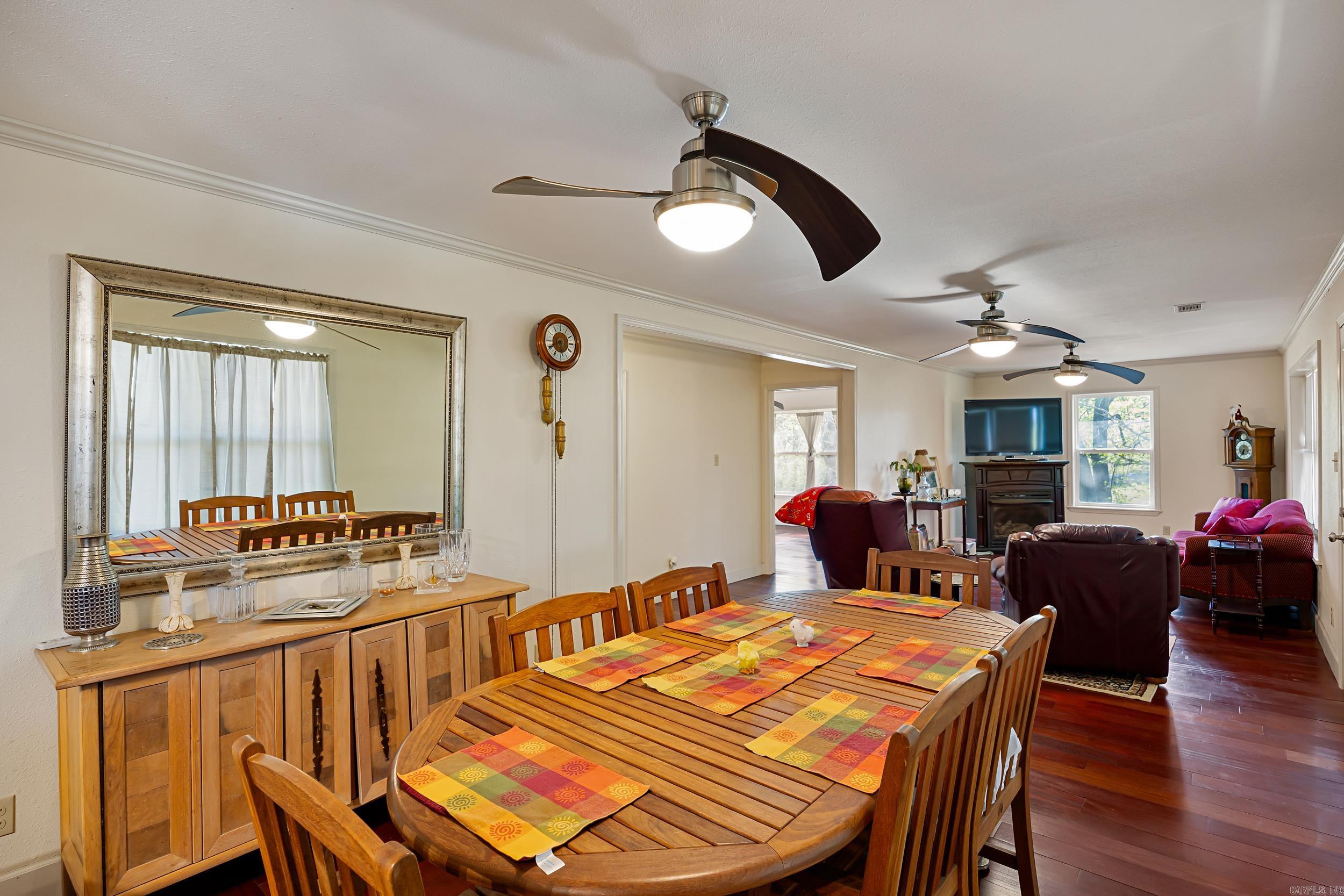 52 W Parish Drive Property Photo 15