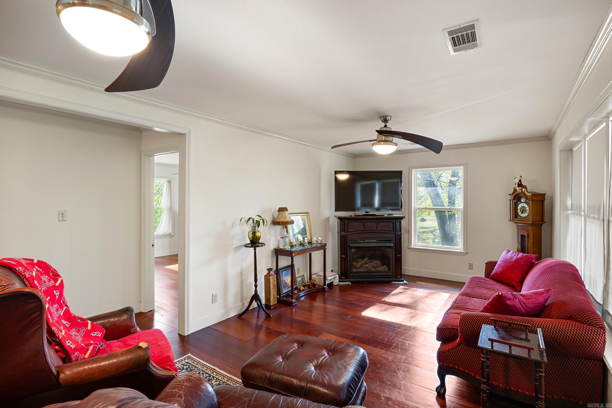 52 W Parish Drive Property Photo 19