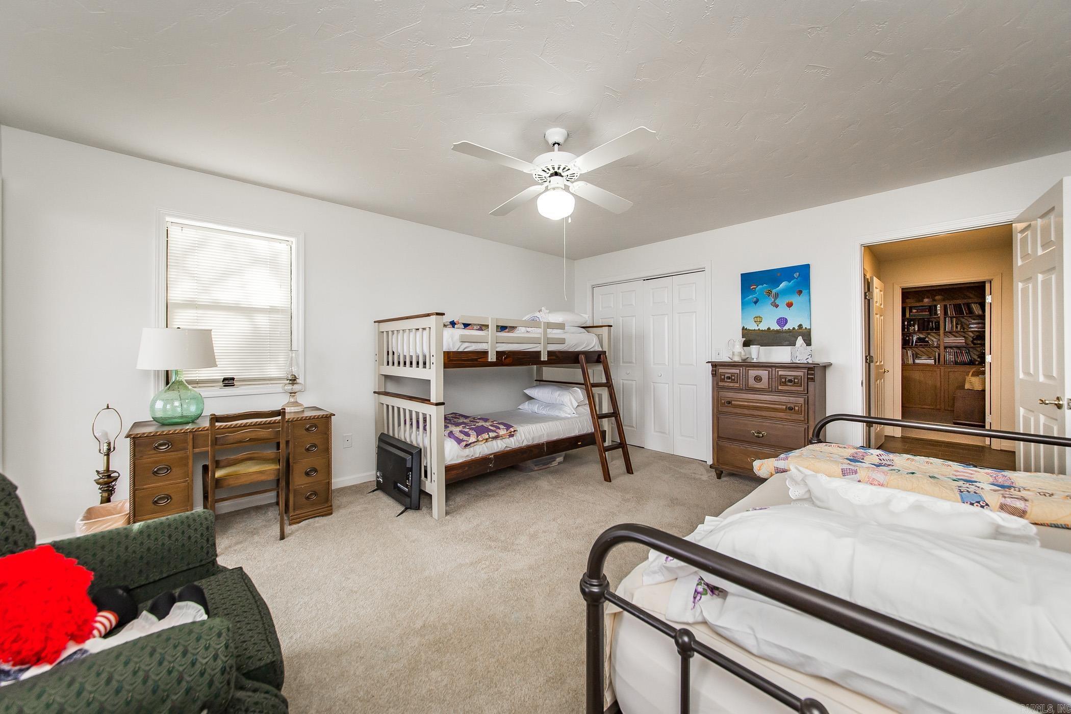225 E Bluff Property Photo 41