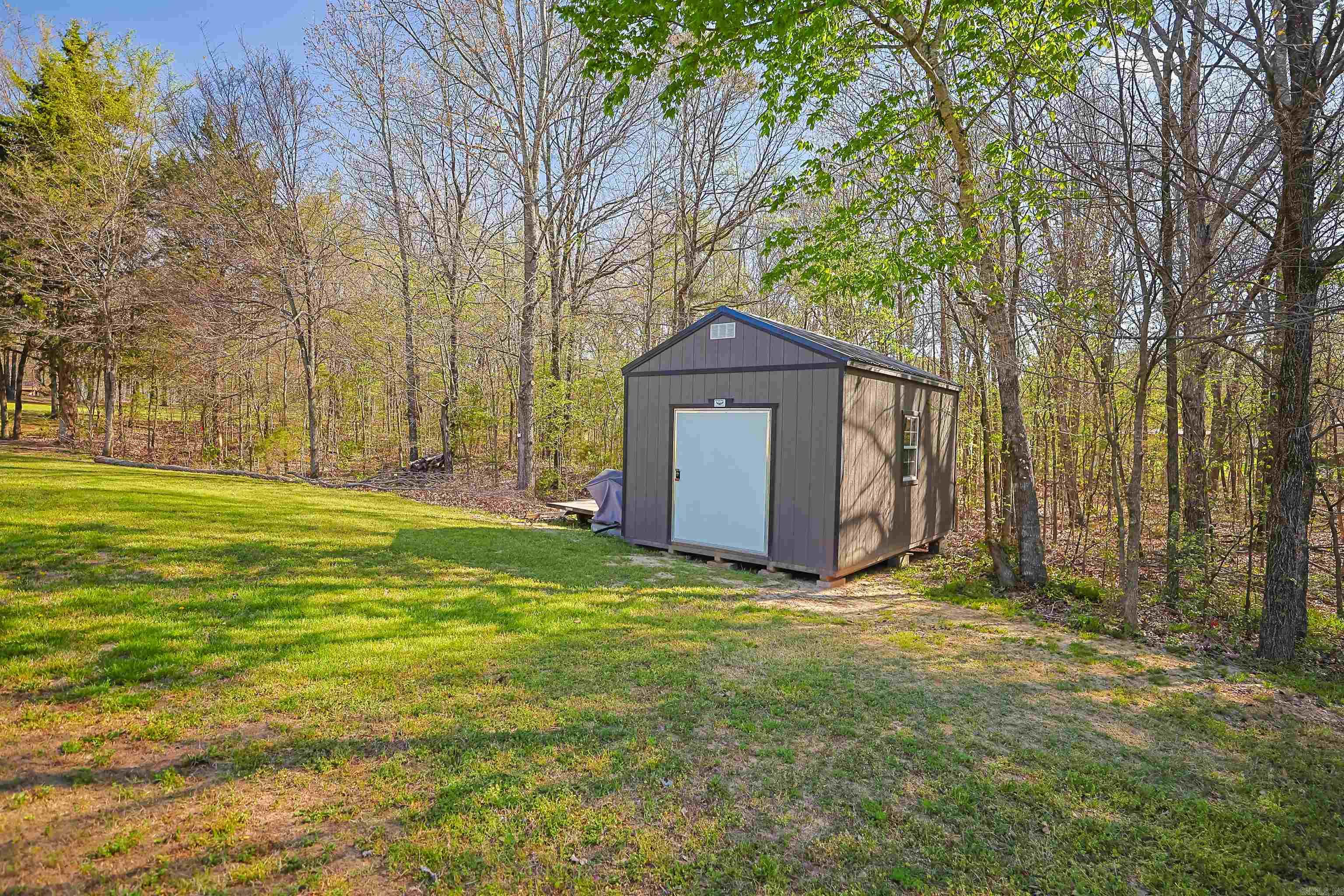 688 County Road 461 Property Photo 45