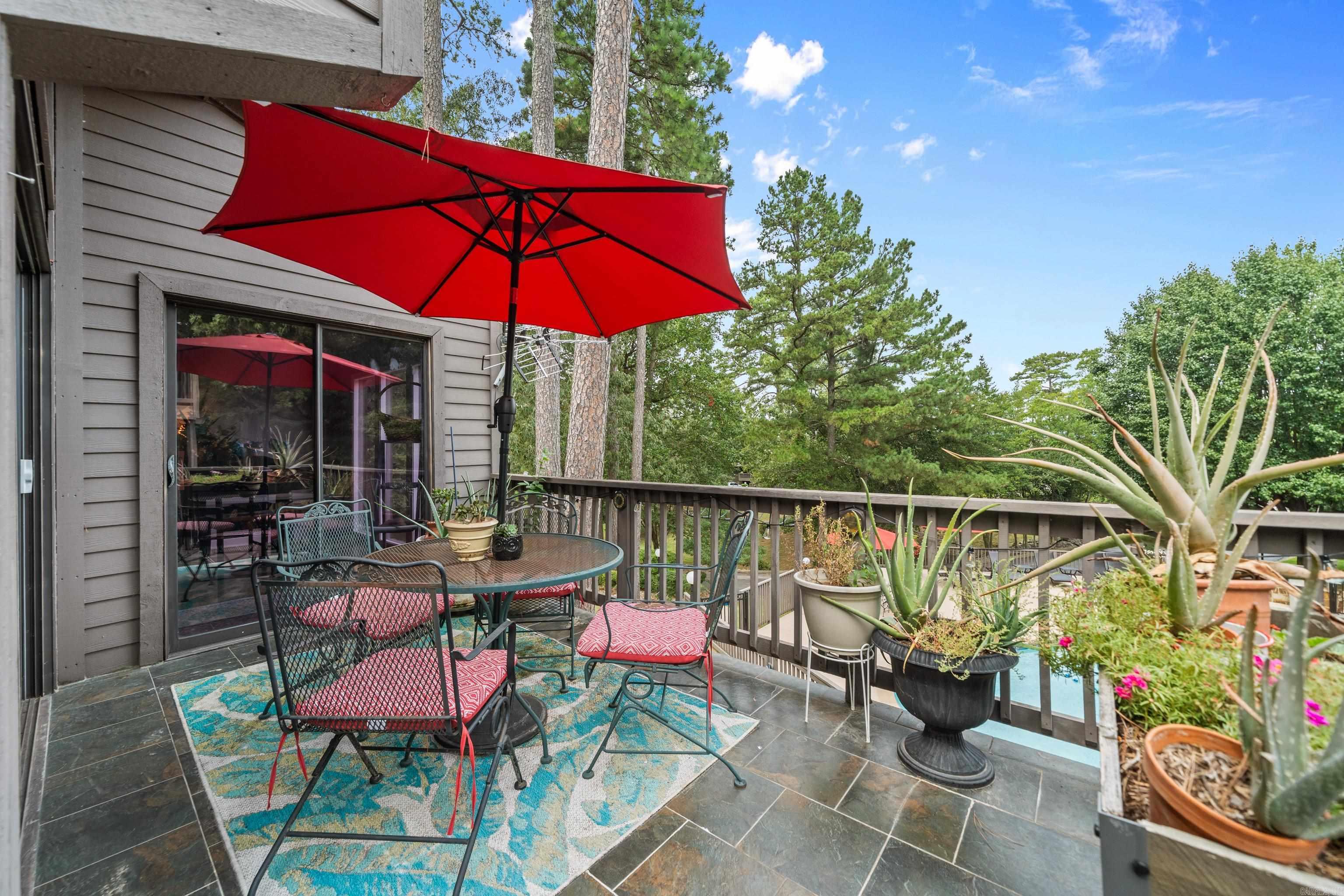 200 Hamilton Oaks Drive K-2 Property Photo 18