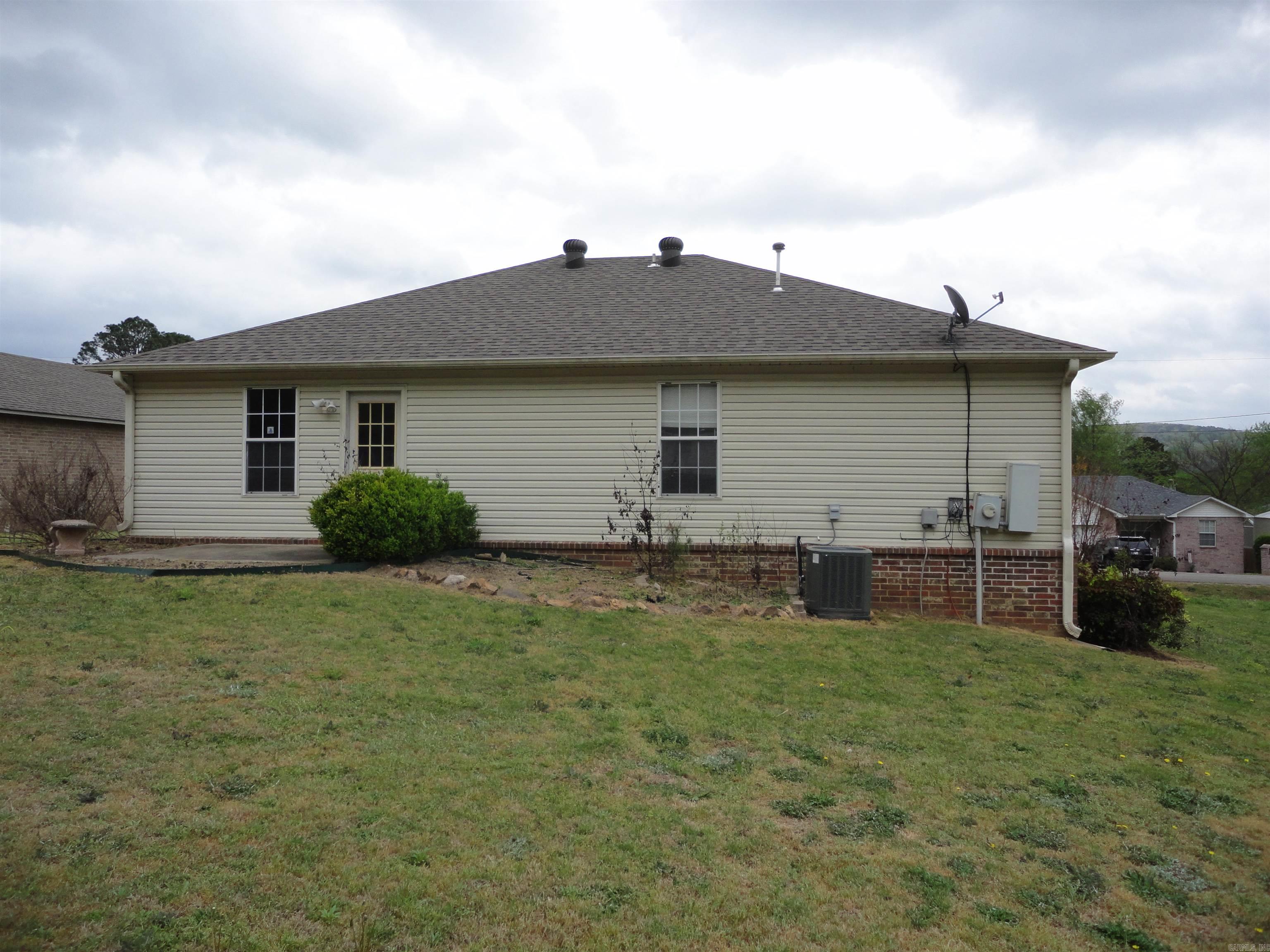 500 Scenic Valley Drive Property Photo 6